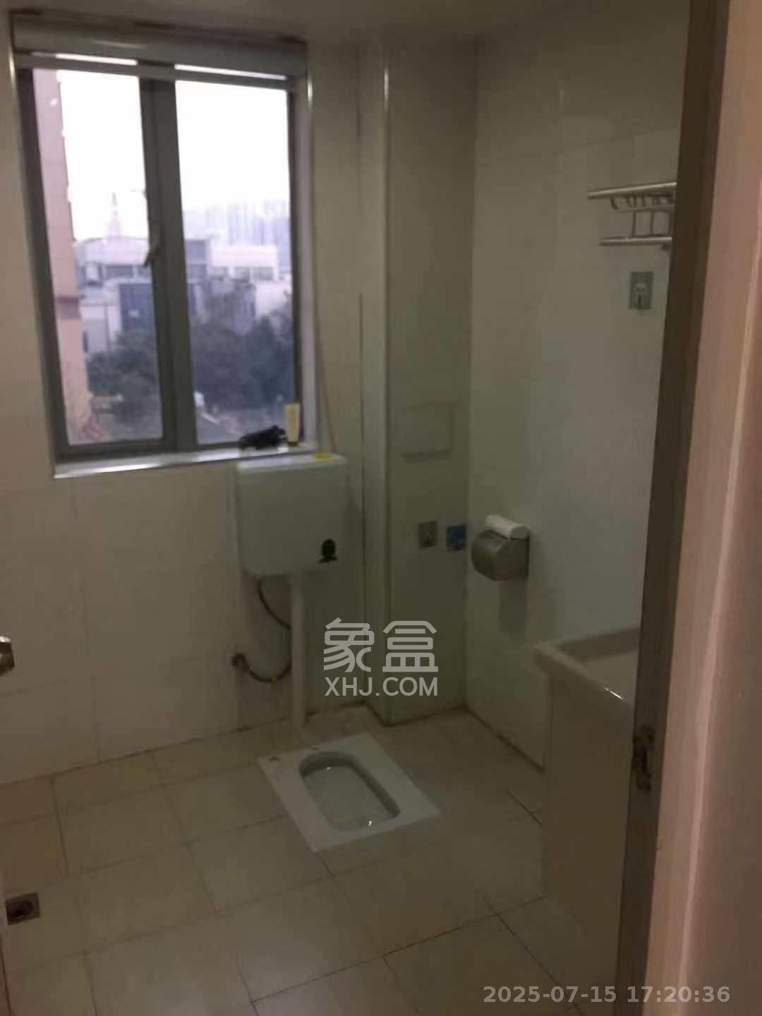 潇湘奥林匹克花园  2室2厅1卫   2300.00元/月