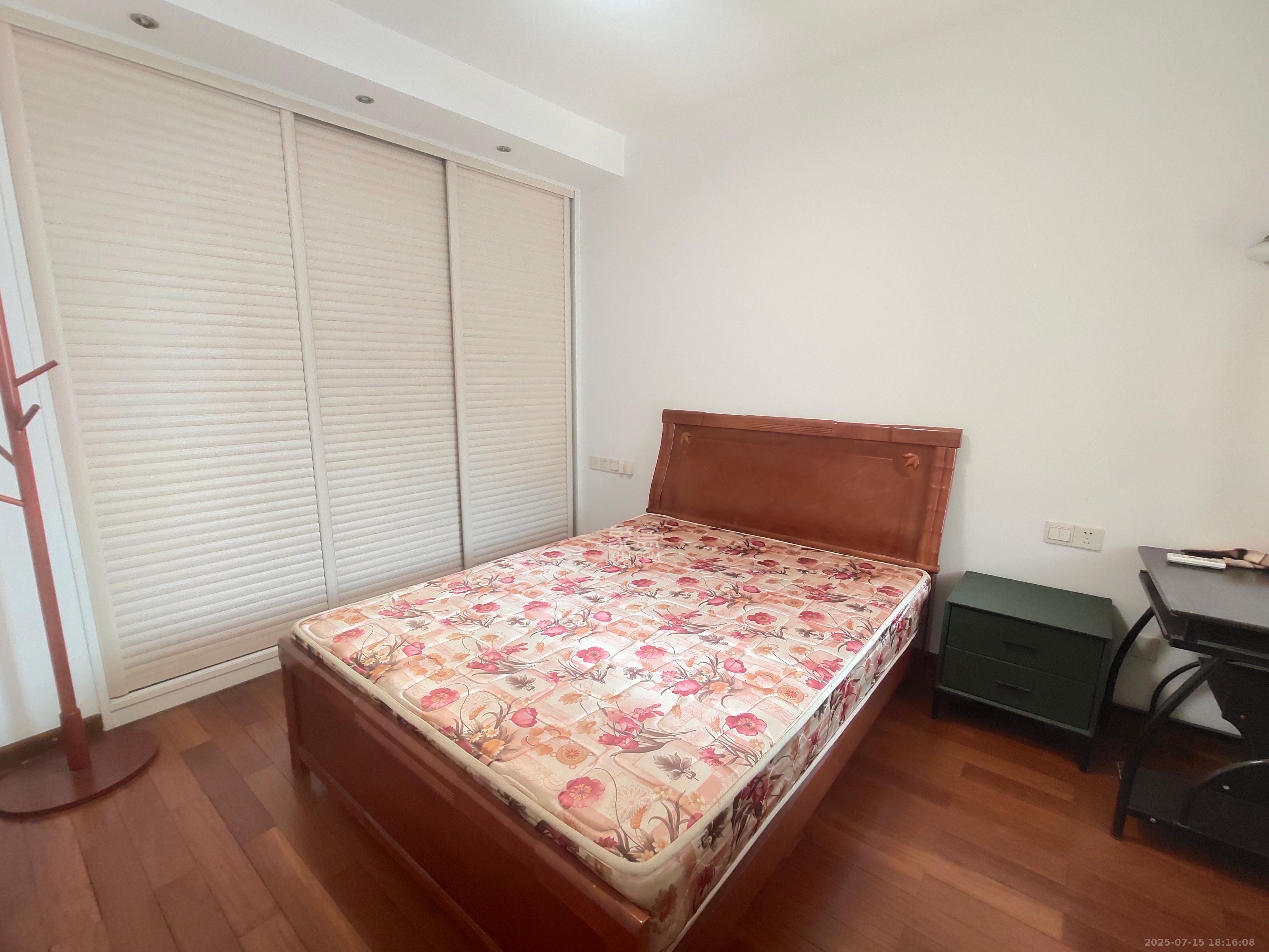 南国新城  2室2厅1卫    2000.0元/月 南国新城  2室2厅1卫    2000.0元/月室内图