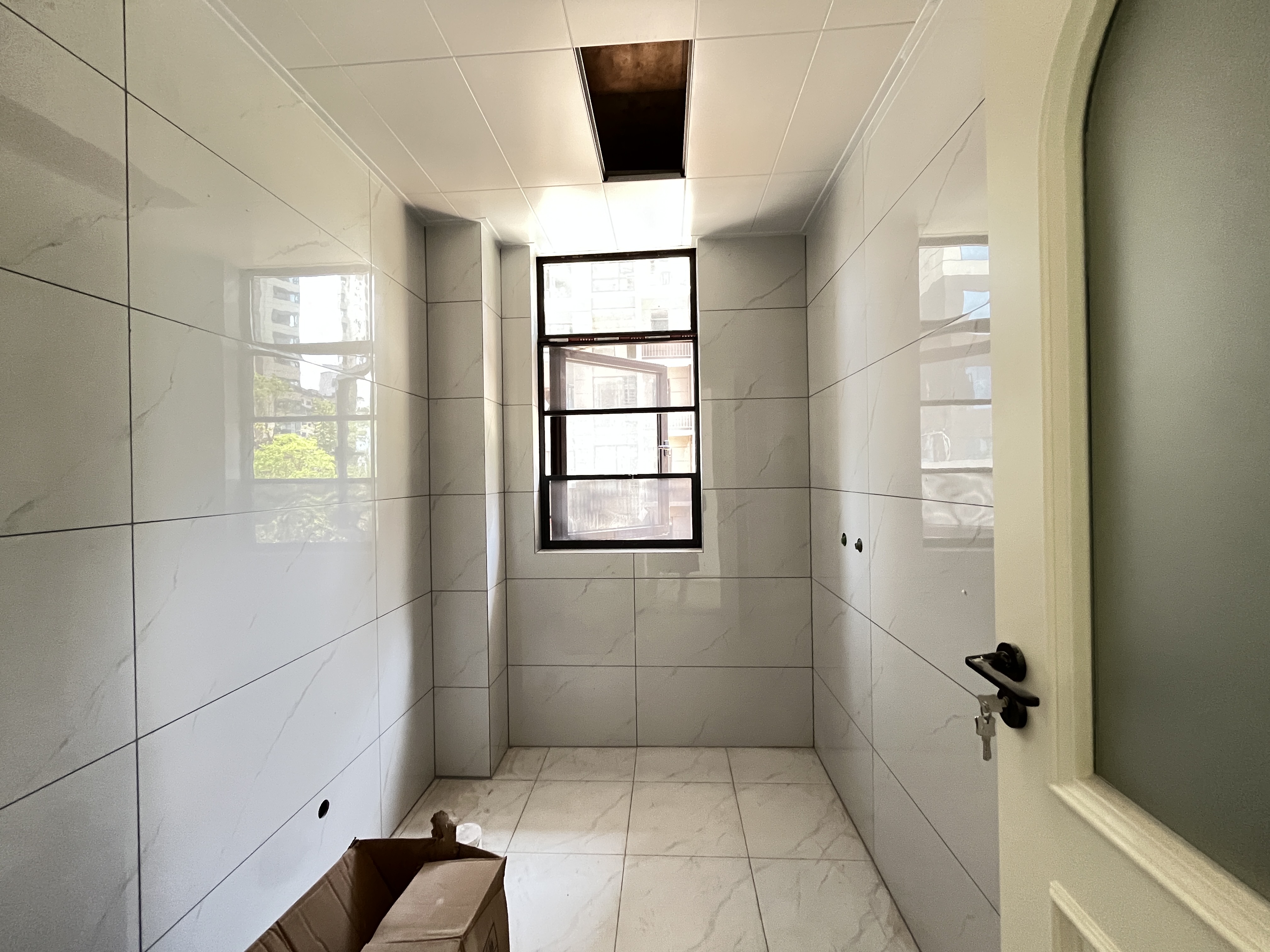 唯独逸臣公园 4室2厅2卫 72.0万 唯独逸臣公园 4室2厅2卫 72.0万客厅