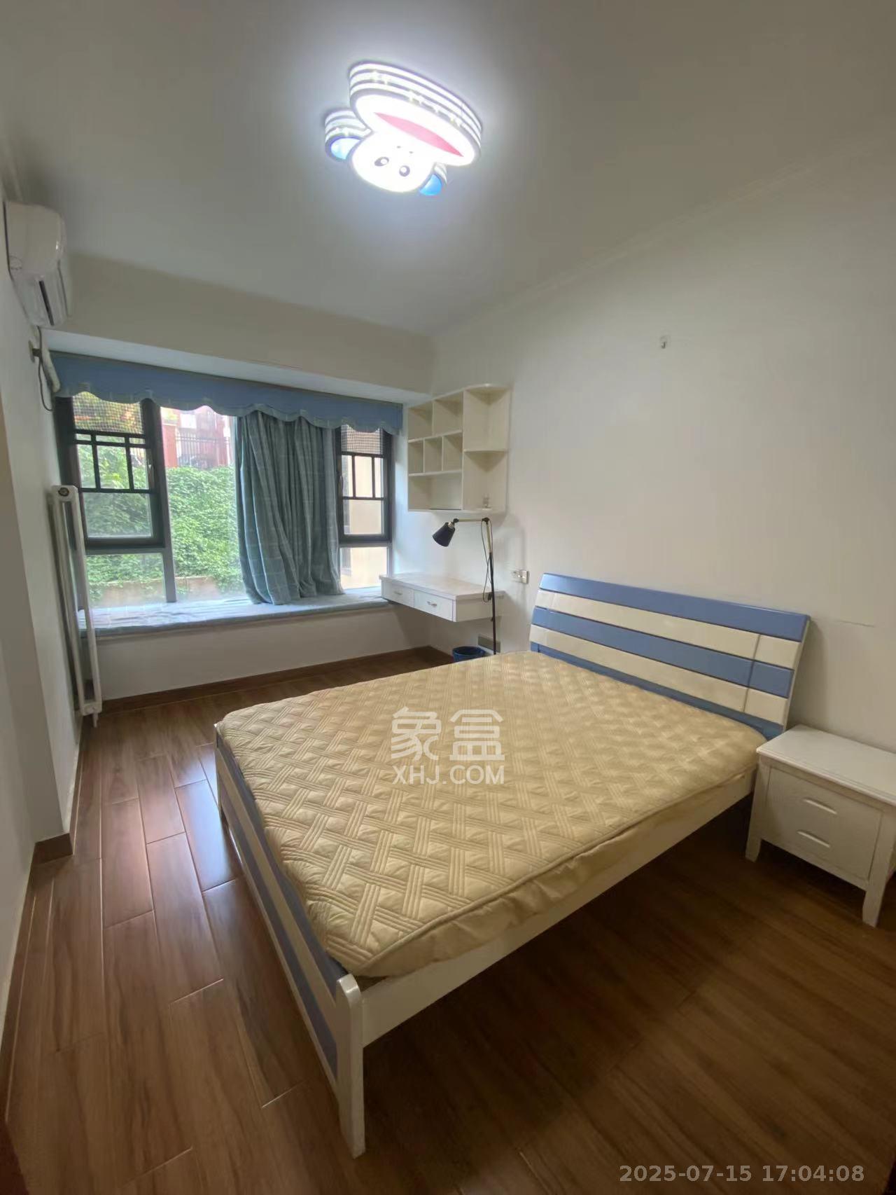 怡海星城 3室2厅2卫 2200.0元/月 怡海星城 3室2厅2卫 2200.0元/月室内图