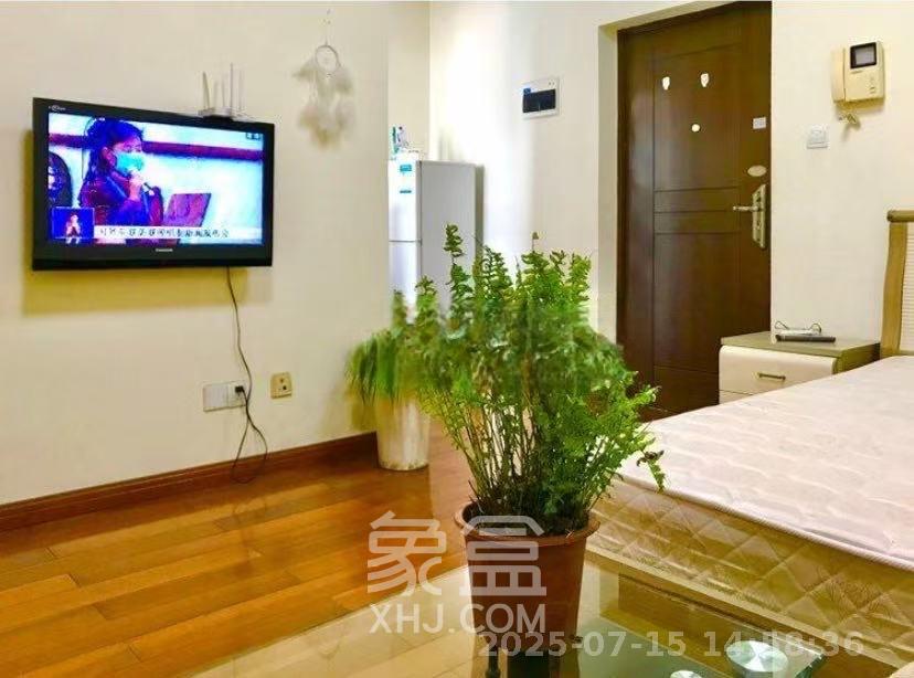 白沙晶城 1室1厅1卫 1600.0元/月 白沙晶城 1室1厅1卫 1600.0元/月室内图