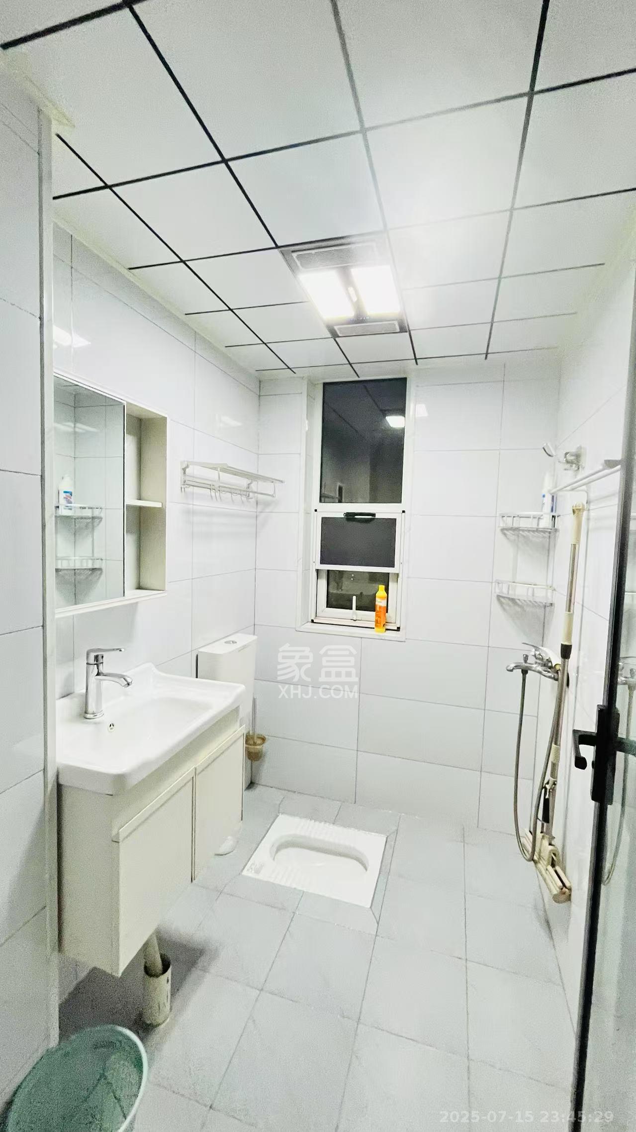洋湖明园一期  2室1厅1卫   1600.00元/月室内图