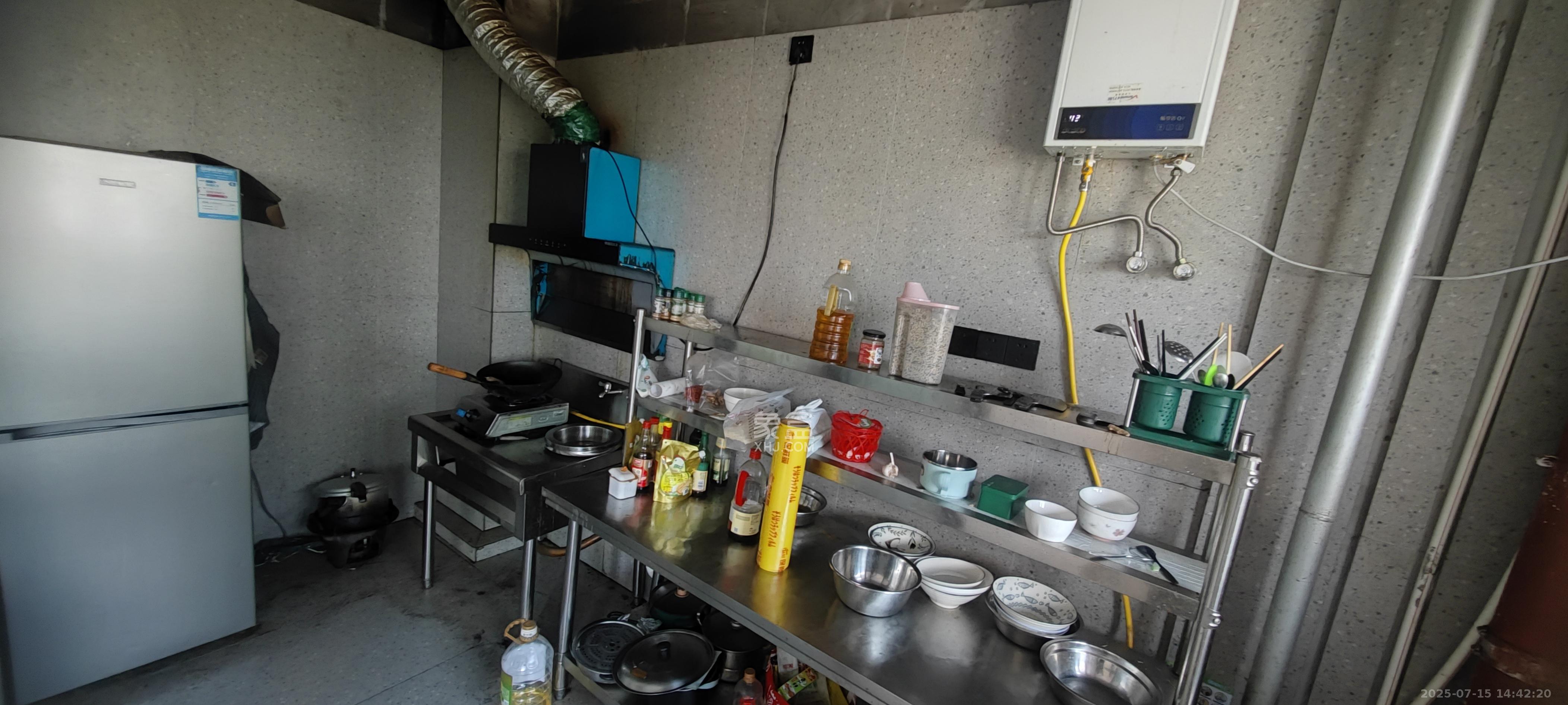 卓越浅水湾  5室1厅3卫    3200.0元/月室内图