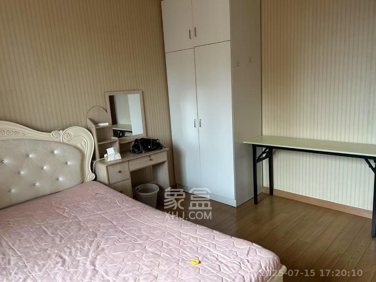 花样年华  2室2厅1卫    1500.0元/月 花样年华  2室2厅1卫    1500.0元/月室内图