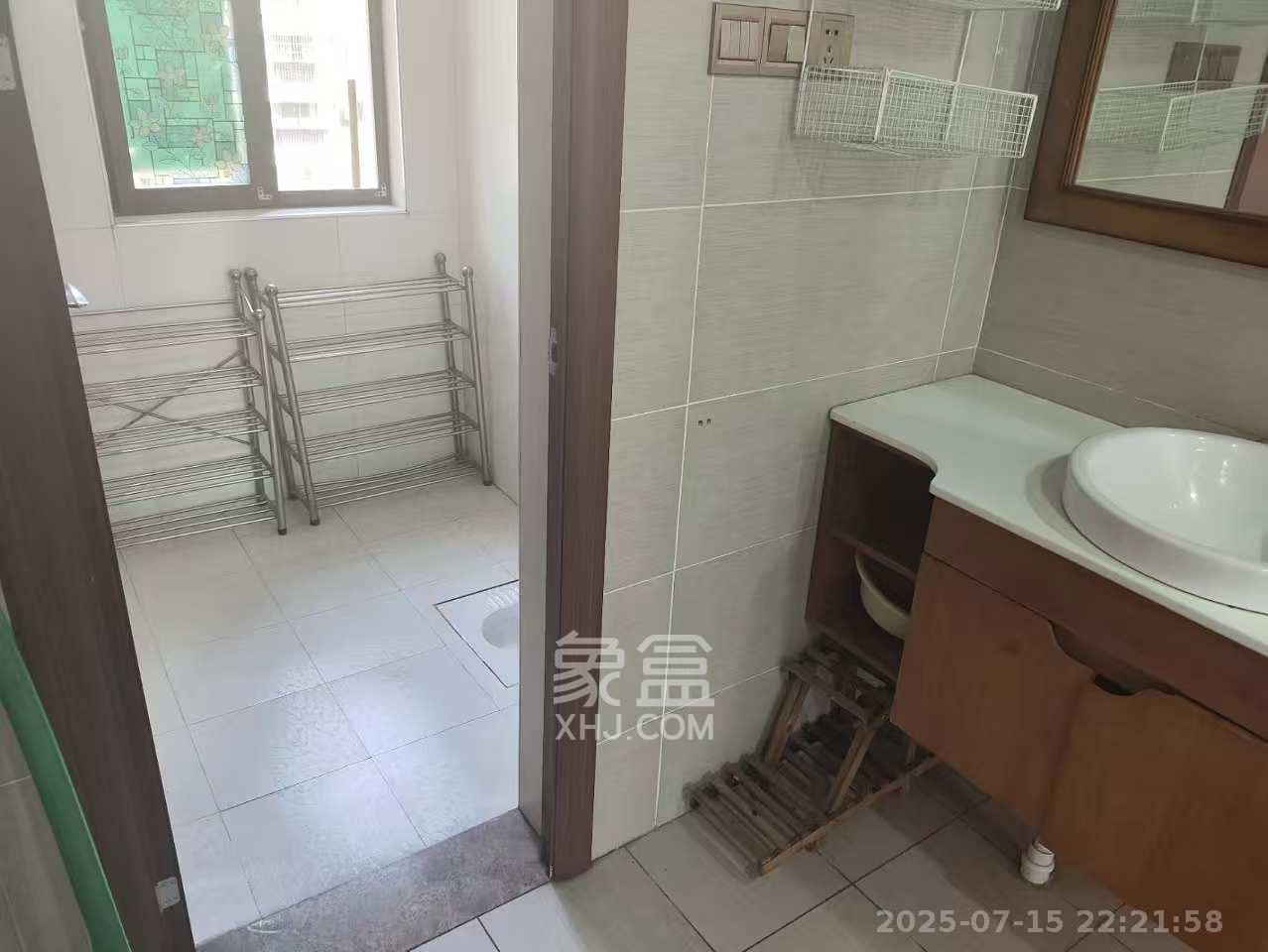 钱隆樽品(一、二、三期) 3室2厅1卫 2500.0元/月 钱隆樽品(一、二、三期) 3室2厅1卫 2500.0元/月室内图