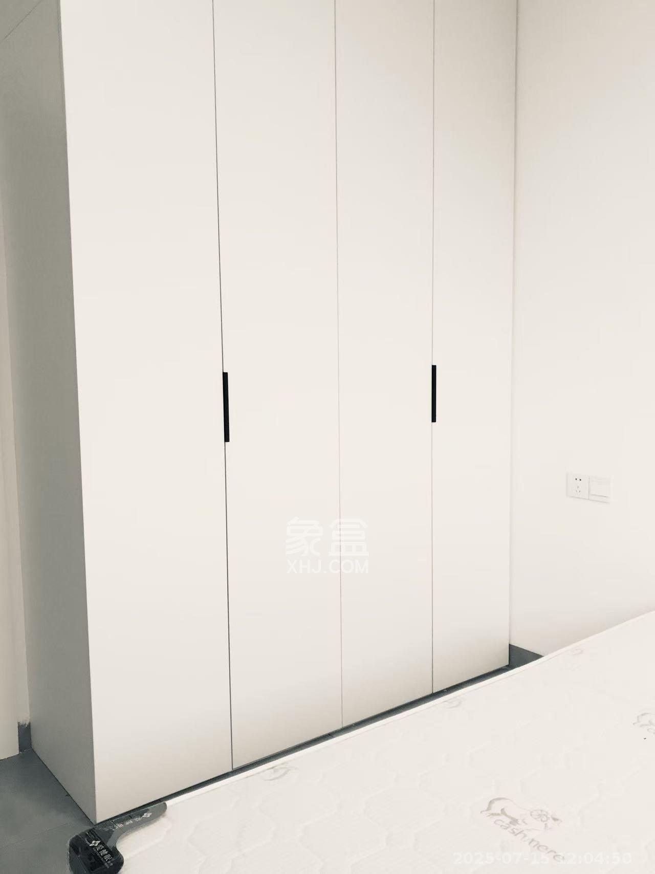 上园商住小区  3室1厅1卫   3200.00元/月室内图