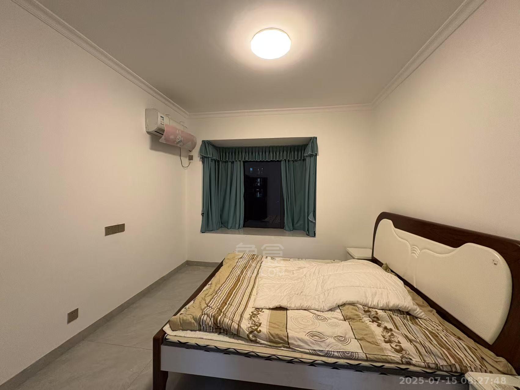 春藤小镇  3室2厅1卫    1600.0元/月室内图