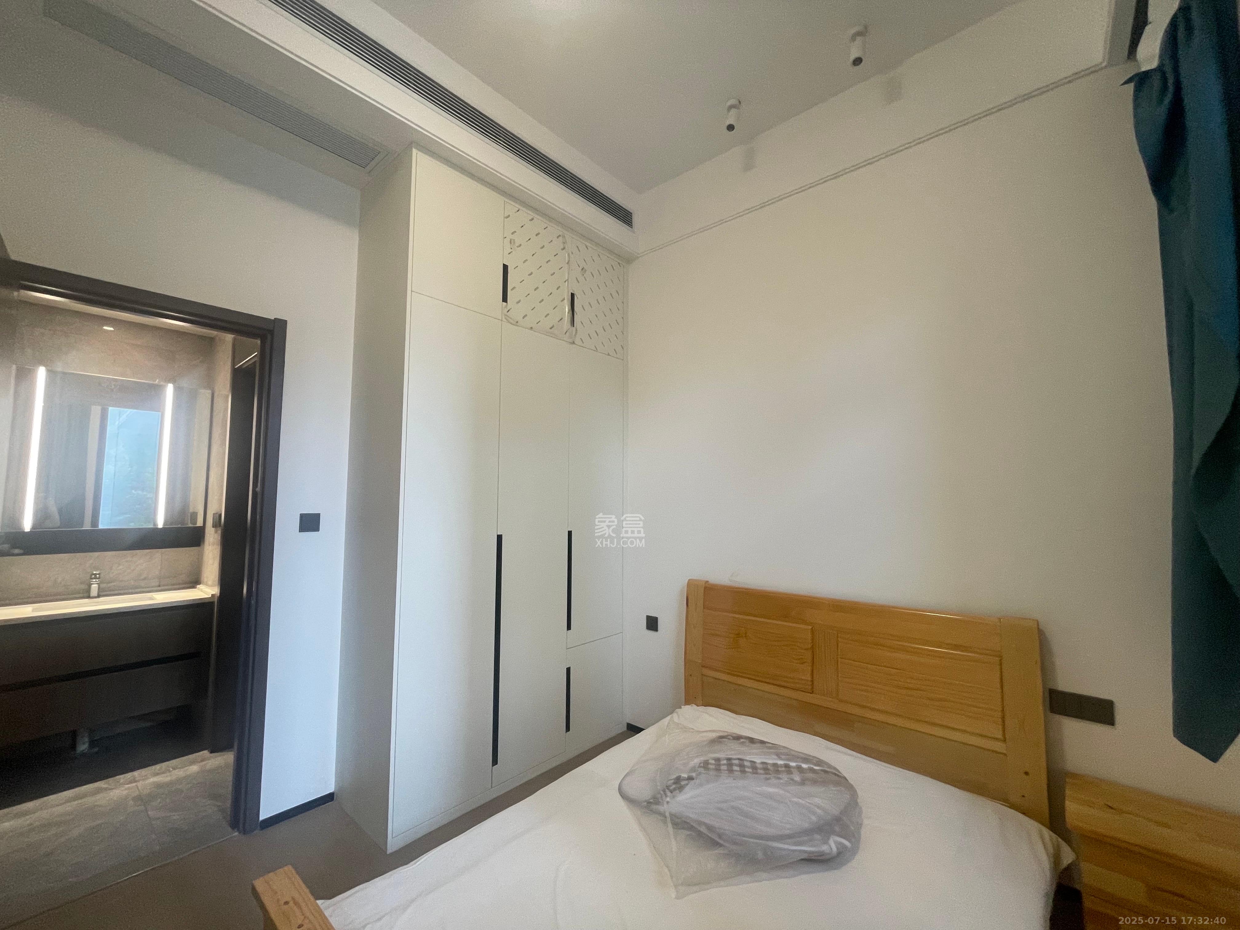 万科滨河道  3室2厅2卫    2980.0元/月 万科滨河道  3室2厅2卫    2980.0元/月室内图