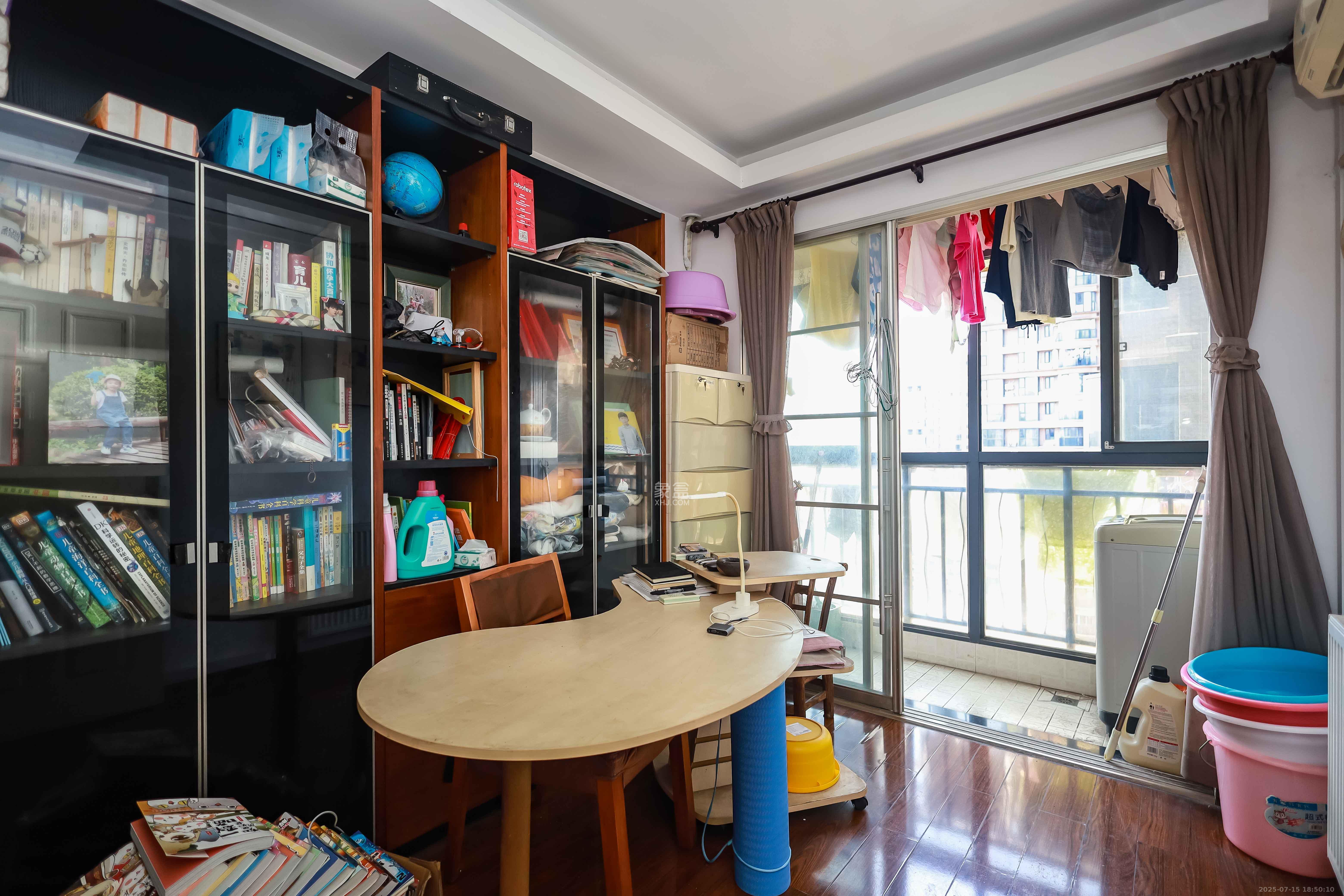 永祺西京  3室2厅2卫    108.0万卧室