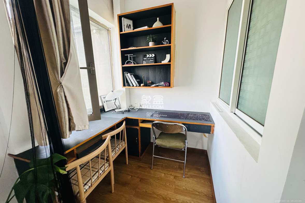 汀兰雅苑  1室1厅1卫    2200.0元/月 汀兰雅苑  1室1厅1卫    2200.0元/月室内图