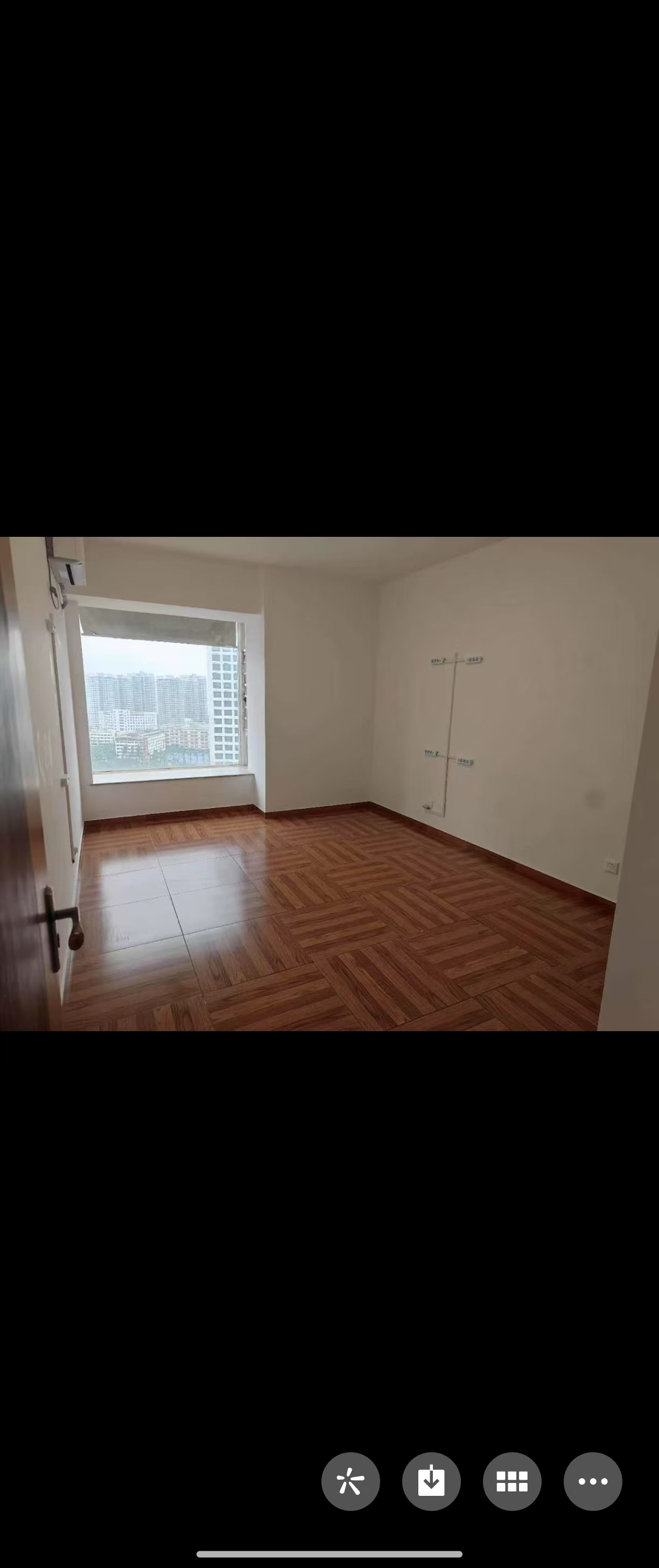 半山花园 5室2厅2卫 6000.0元/月 半山花园 5室2厅2卫 6000.0元/月室内图