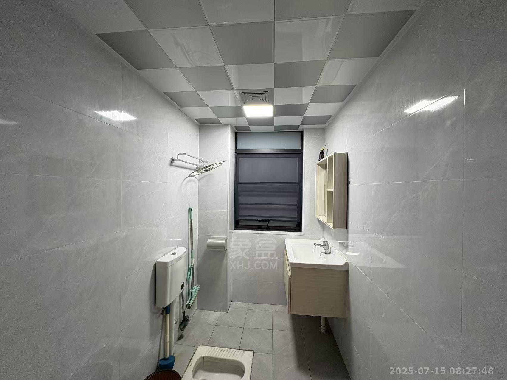 春藤小镇  3室2厅1卫    1600.0元/月室内图