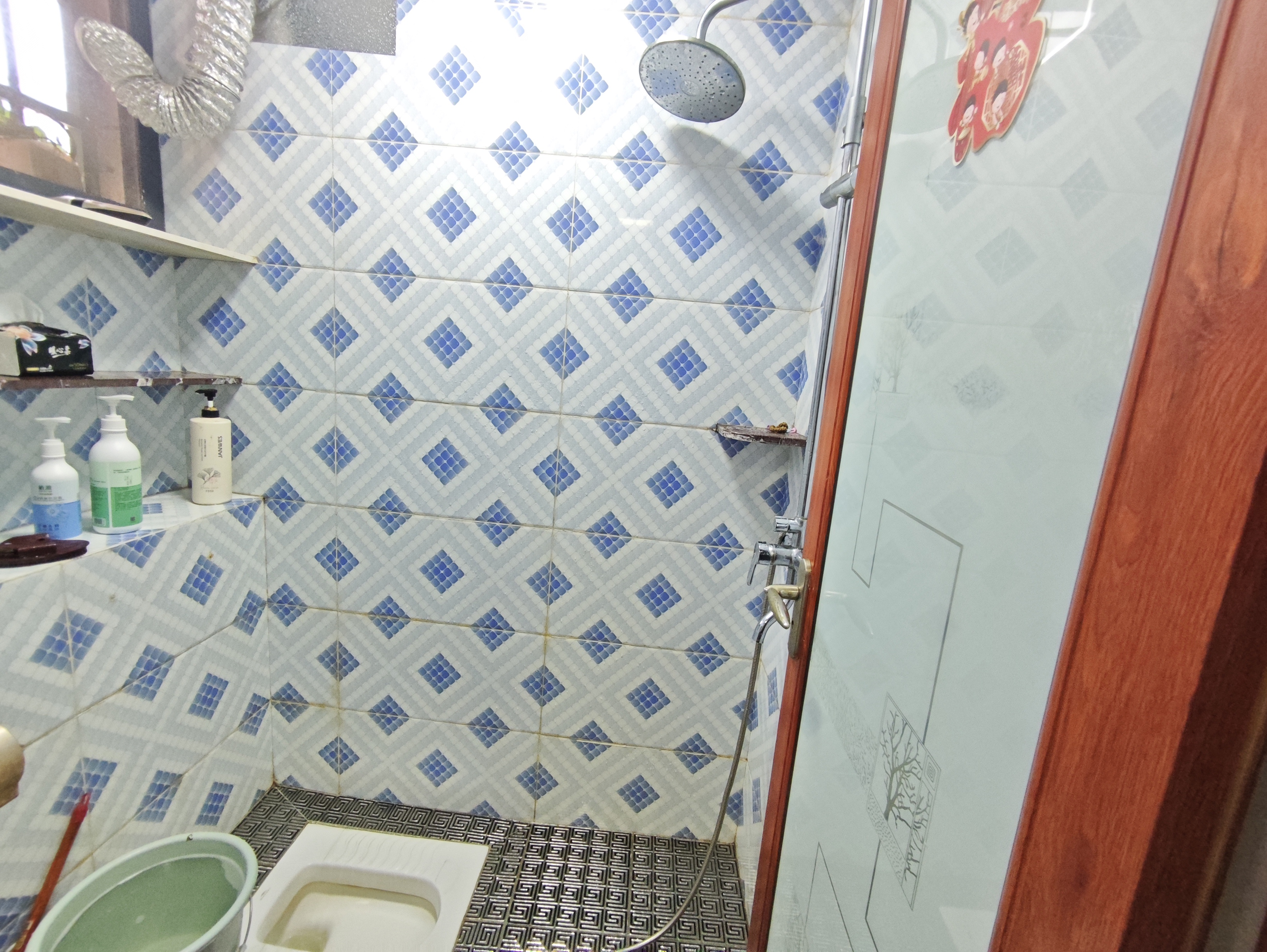 万花坊金城雅舍 3室2厅2卫 120.0万 万花坊金城雅舍 3室2厅2卫 120.0万客厅