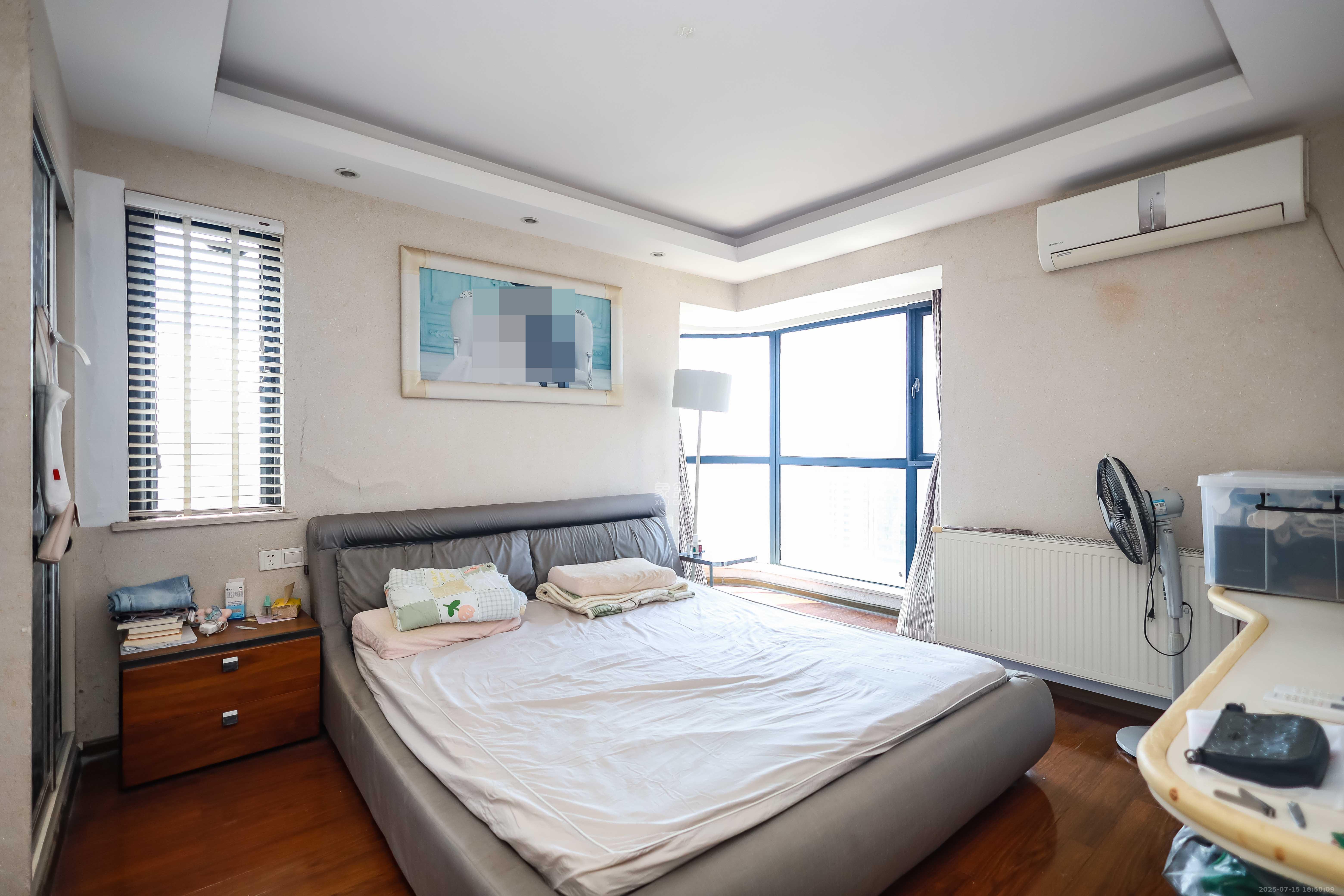 永祺西京  3室2厅2卫    108.0万卧室