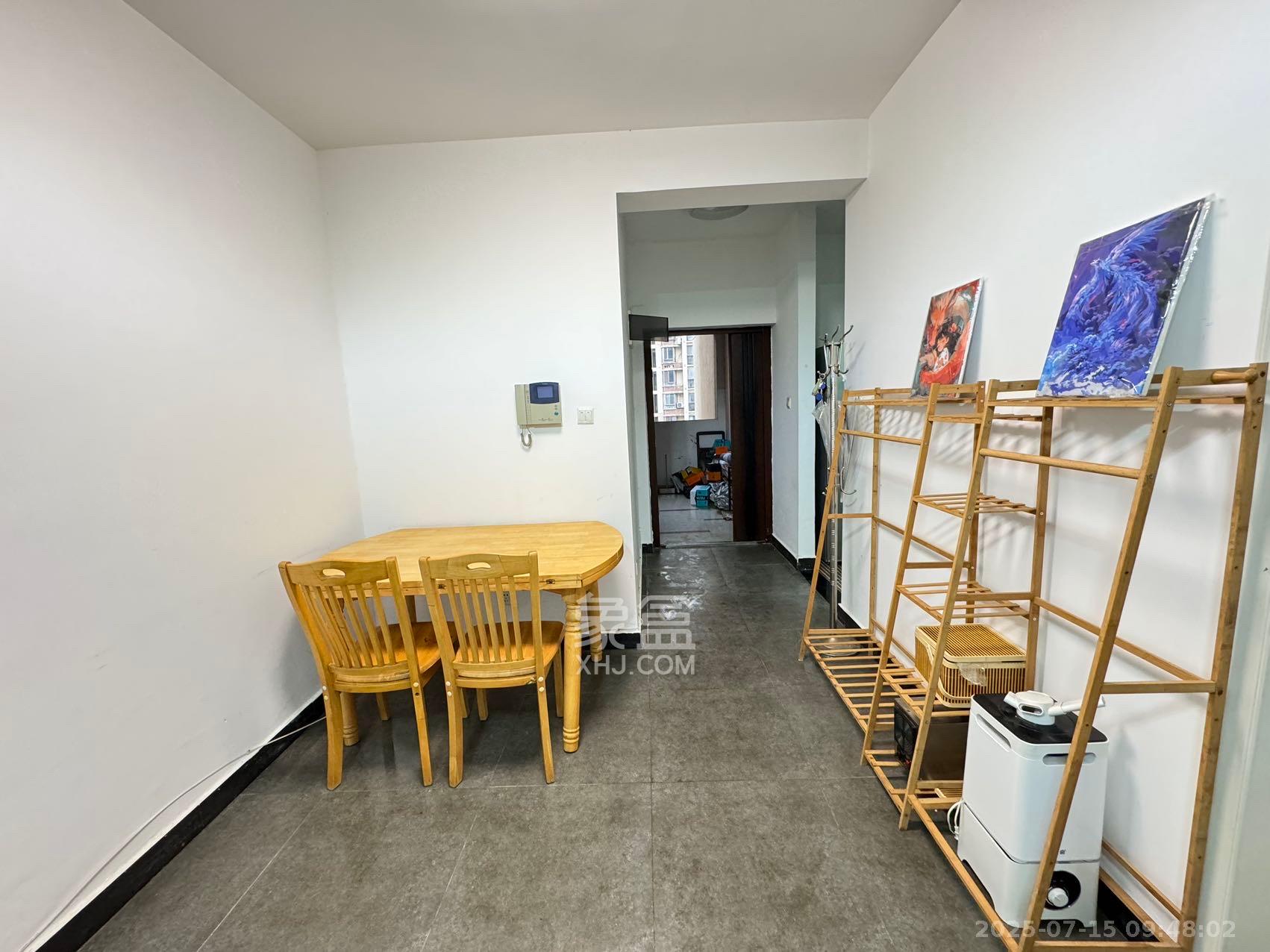 世嘉国际华城 2室2厅2卫 2500.0元/月 世嘉国际华城 2室2厅2卫 2500.0元/月室内图