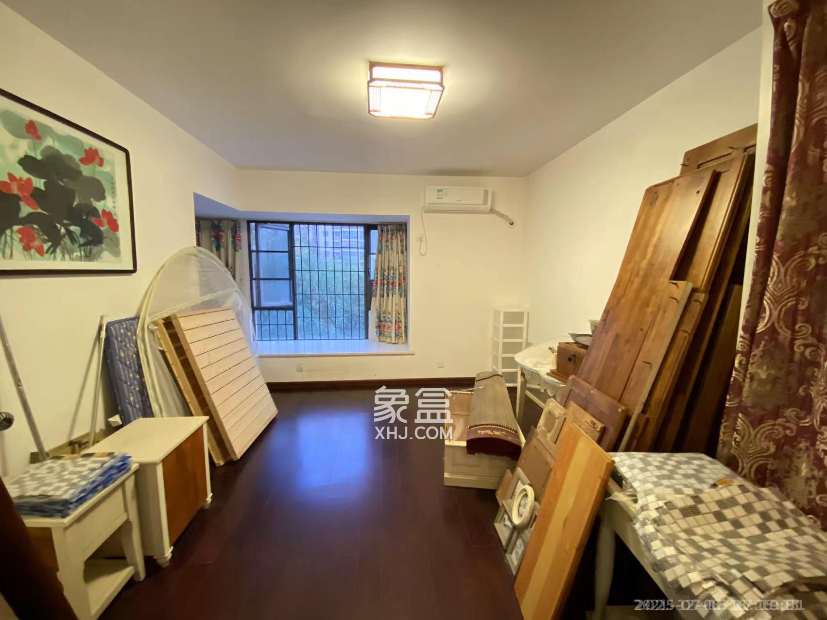 卓越蔚蓝海岸二期 4室2厅2卫 3000.0元/月 卓越蔚蓝海岸二期 4室2厅2卫 3000.0元/月室内图