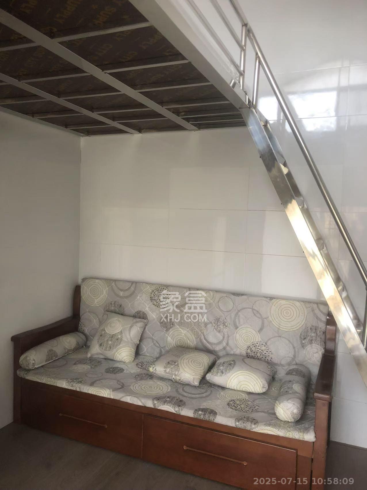 高桥新二号小区 1室0厅1卫 800.0元/月 高桥新二号小区 1室0厅1卫 800.0元/月室内图