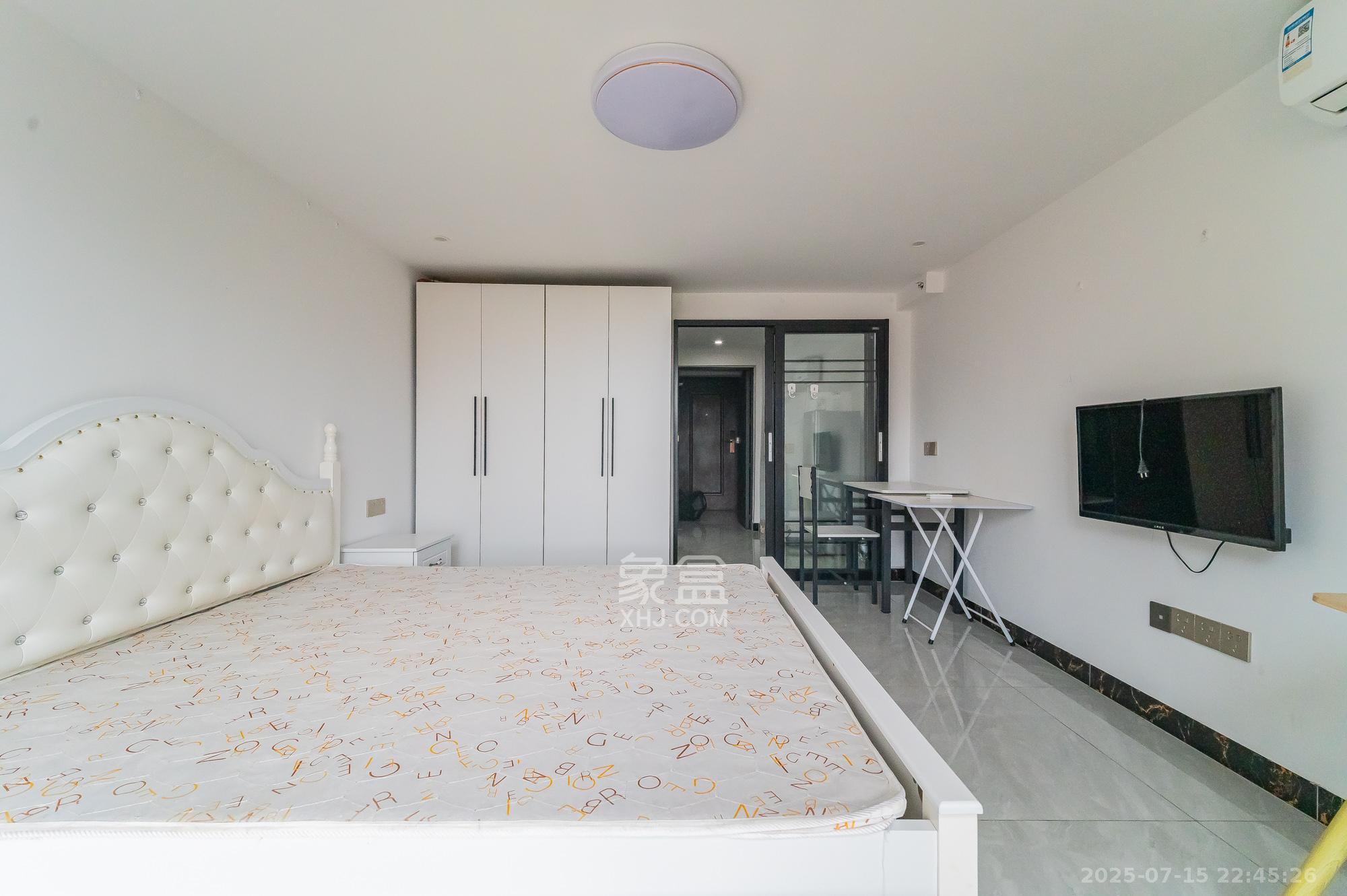 新城悦隽  2室1厅1卫    28.0万 新城悦隽  2室1厅1卫    28.0万客厅