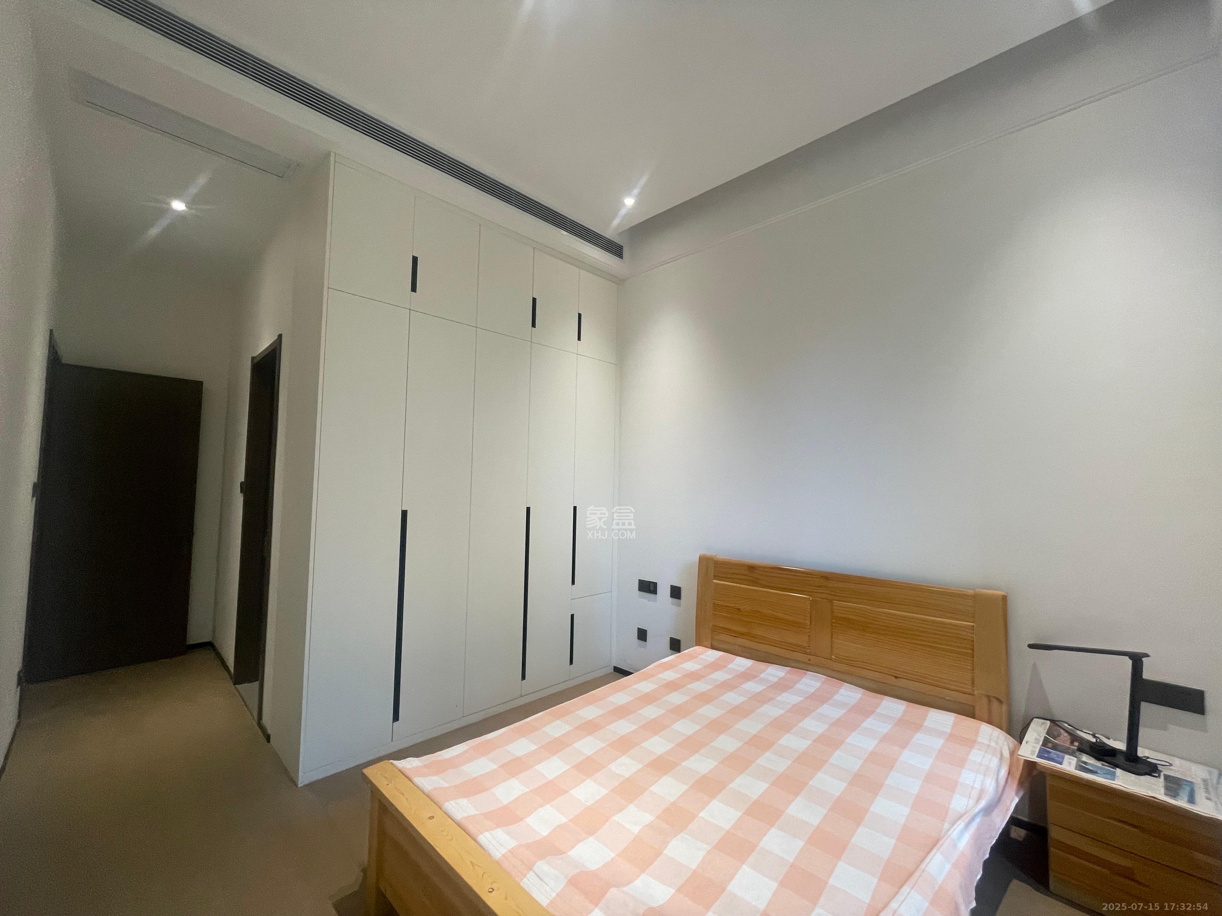 万科滨河道  3室2厅2卫    2980.0元/月 万科滨河道  3室2厅2卫    2980.0元/月室内图