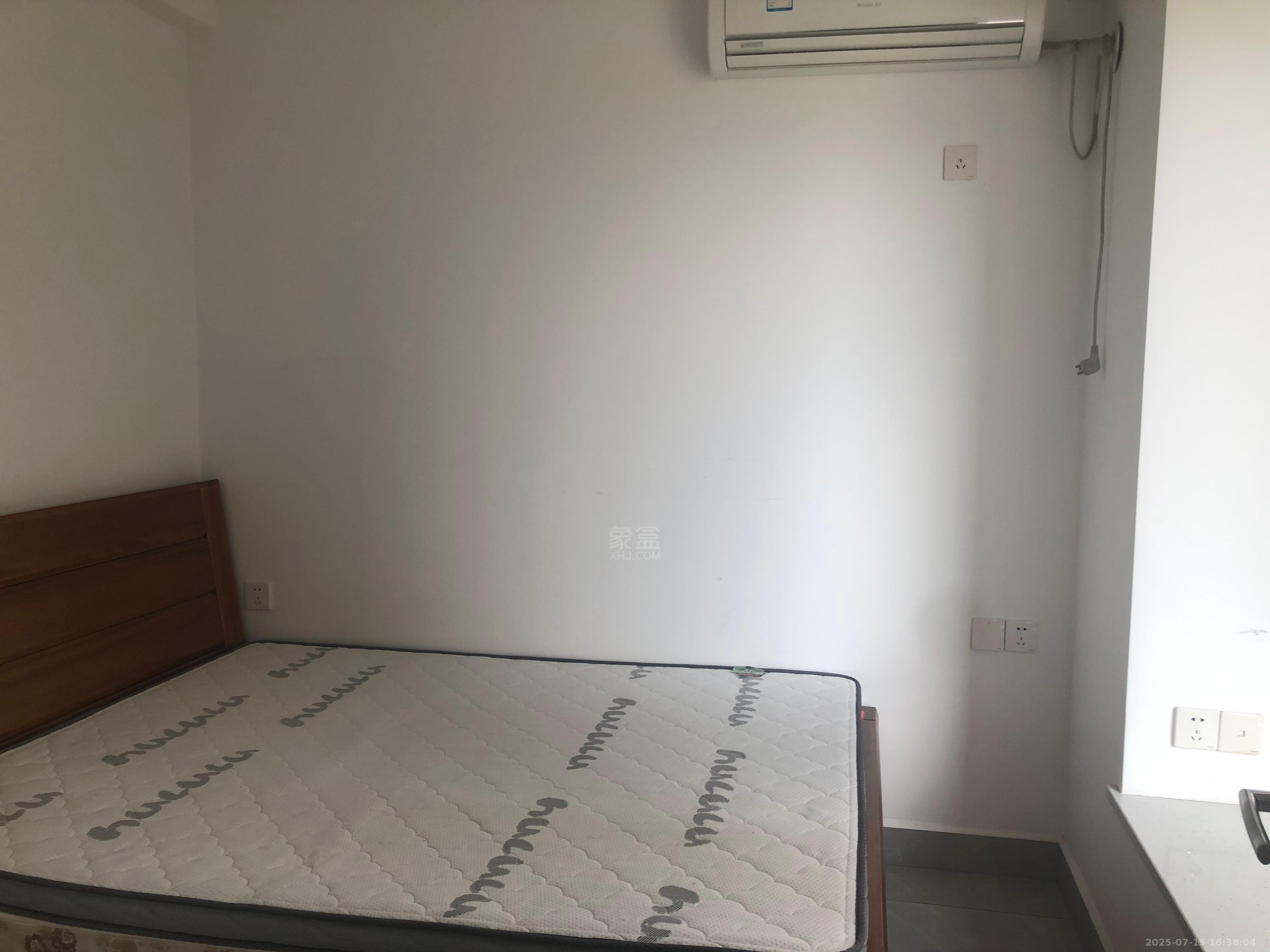 中建御山和苑  1室1厅1卫   1600.00元/月室内图