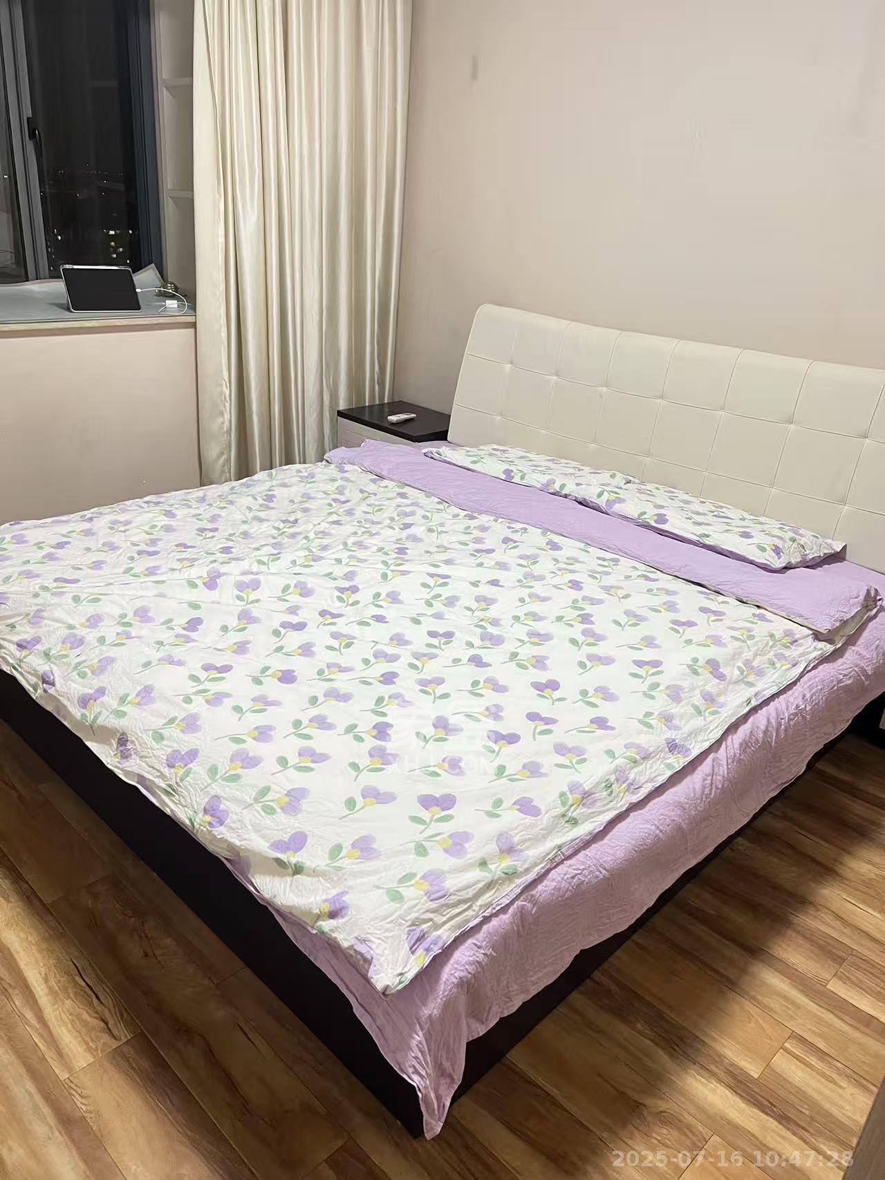 上海城小区  3室2厅2卫    2400.0元/月室内图