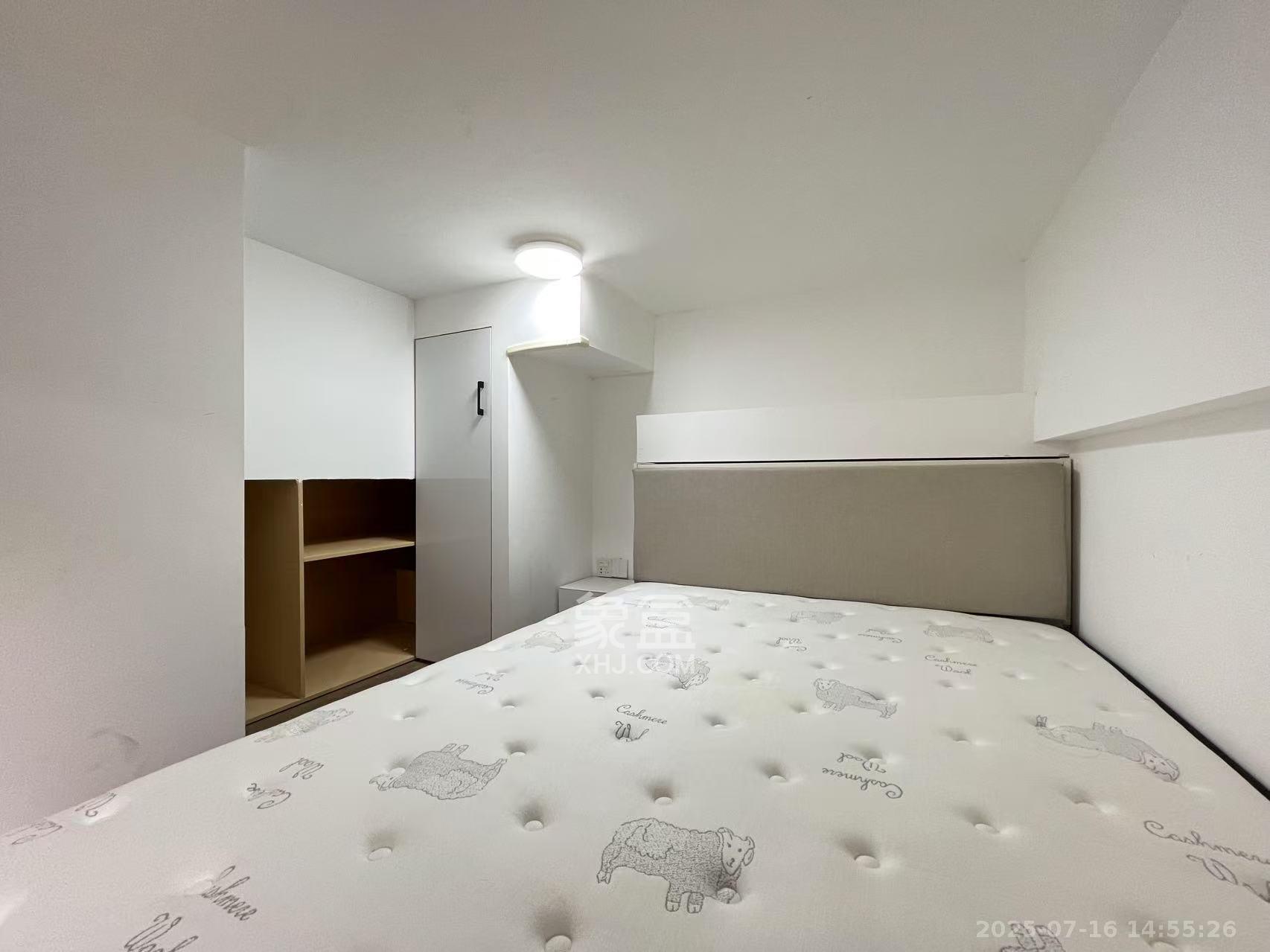 奥克斯滨仕花园(奥克斯洋湖广场/奥克斯中心)  1室1厅1卫    2100.0元/月 奥克斯滨仕花园(奥克斯洋湖广场/奥克斯中心)  1室1厅1卫    2100.0元/月室内图