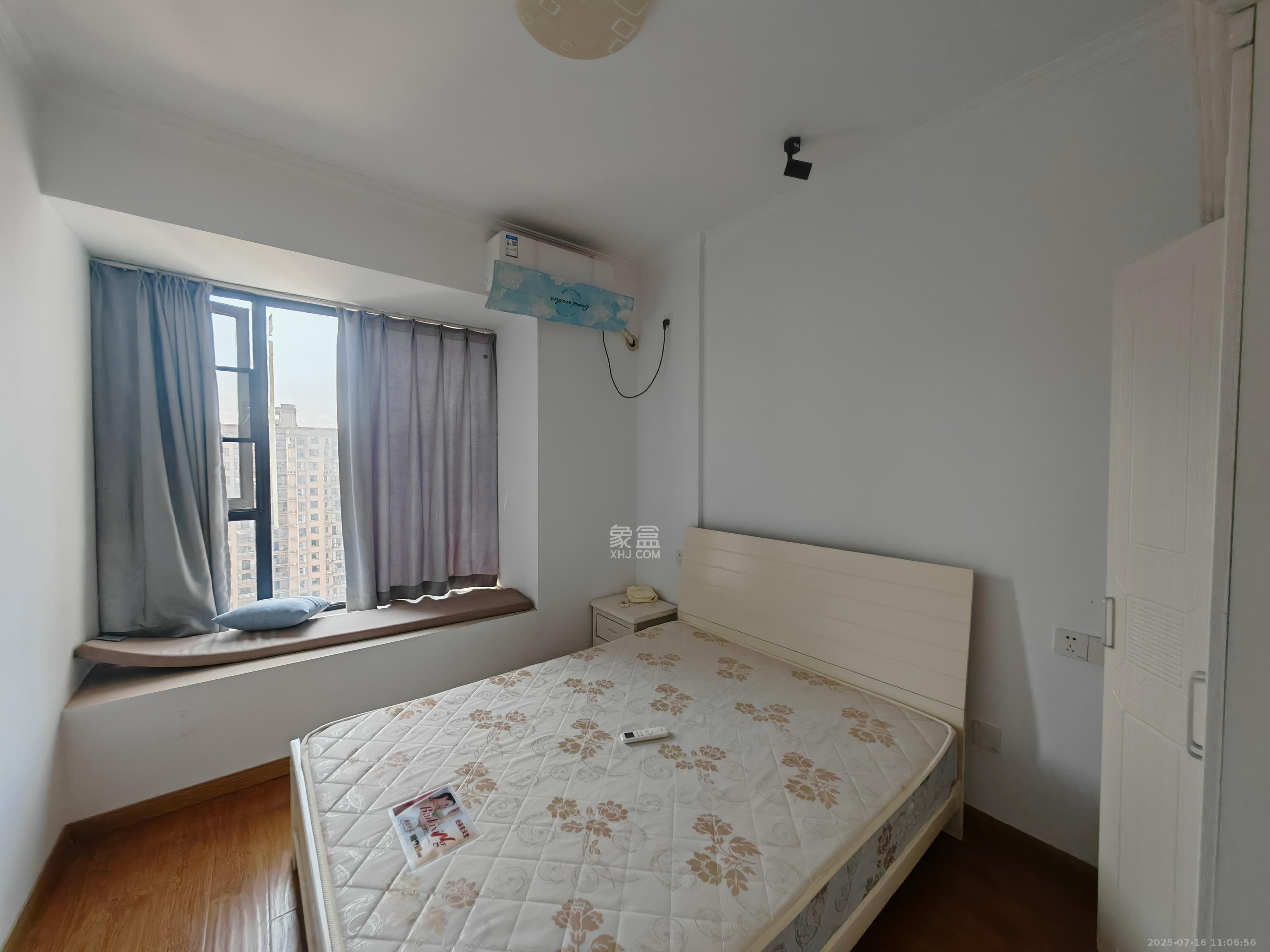 中建嘉和城  4室2厅2卫   2800.00元/月室内图