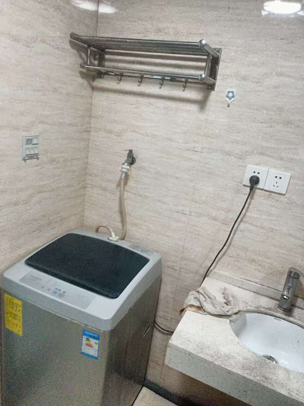 立方公寓  1室0厅0卫   1200.00元/月室内图