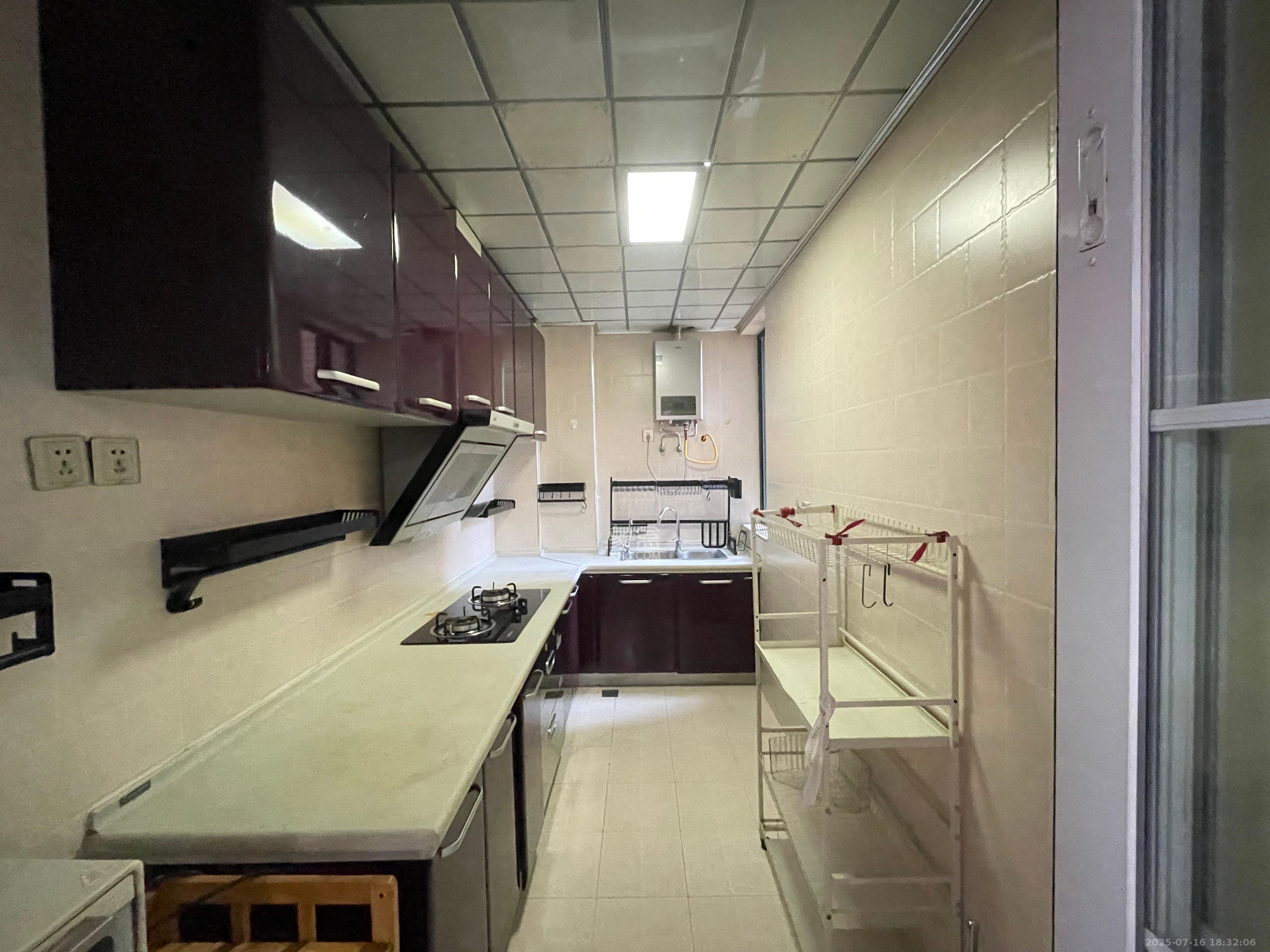 东岸锦城(东方人家) 3室2厅1卫 2300.0元/月 东岸锦城(东方人家) 3室2厅1卫 2300.0元/月室内图