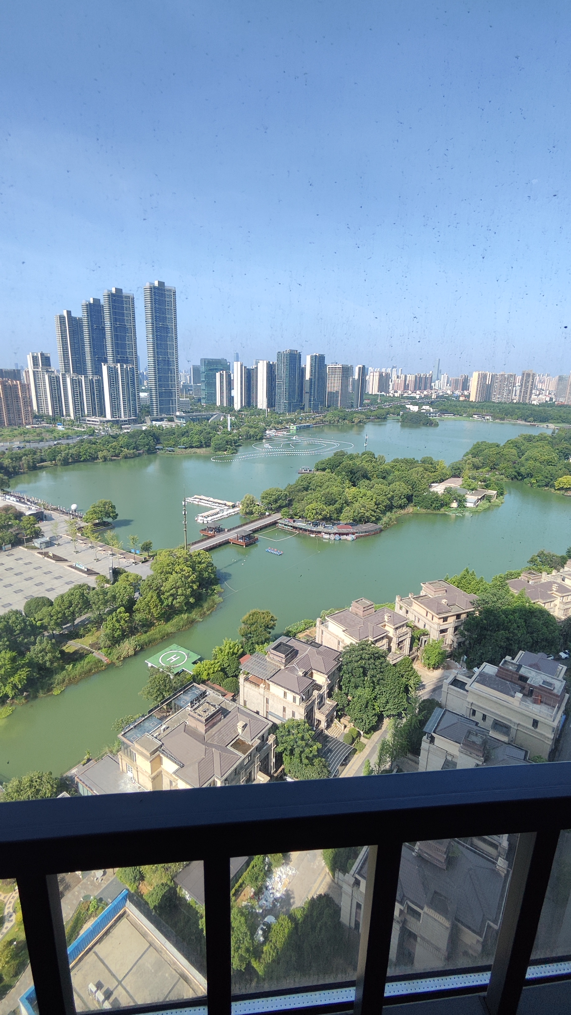 藏珑湖上公馆  1室1厅1卫   2600.00元/月户型图