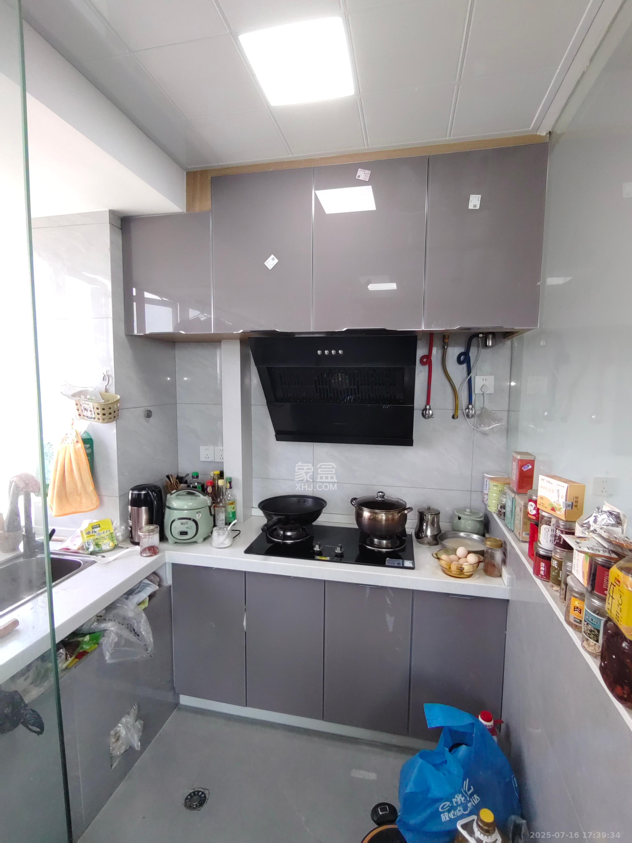 中建嘉和城  1室1厅1卫   1800.00元/月室内图