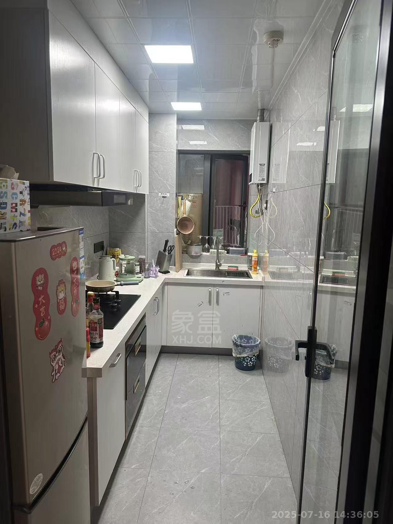 中泰财富湘江 1室1厅1卫 1700.0元/月 中泰财富湘江 1室1厅1卫 1700.0元/月室内图