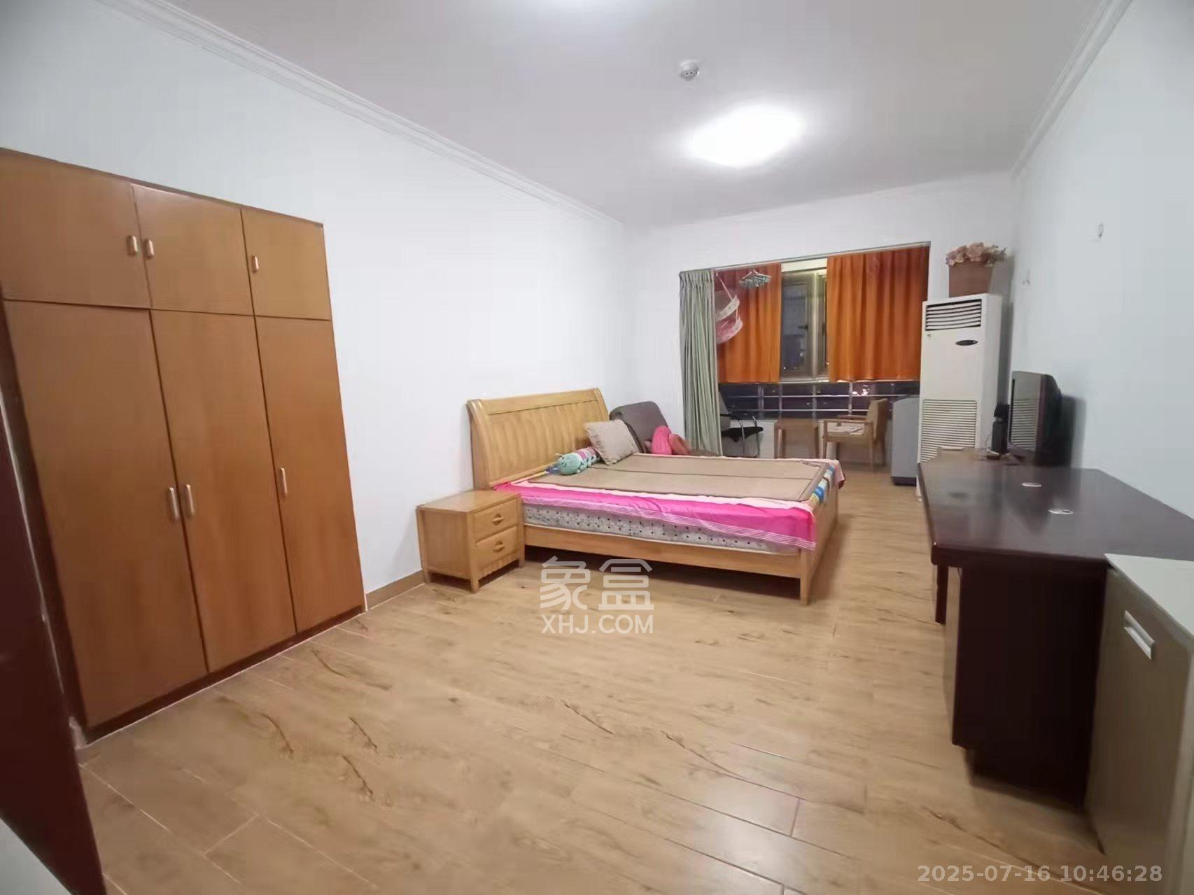 日出东方 1室1厅1卫 1700.0元/月 日出东方 1室1厅1卫 1700.0元/月室内图