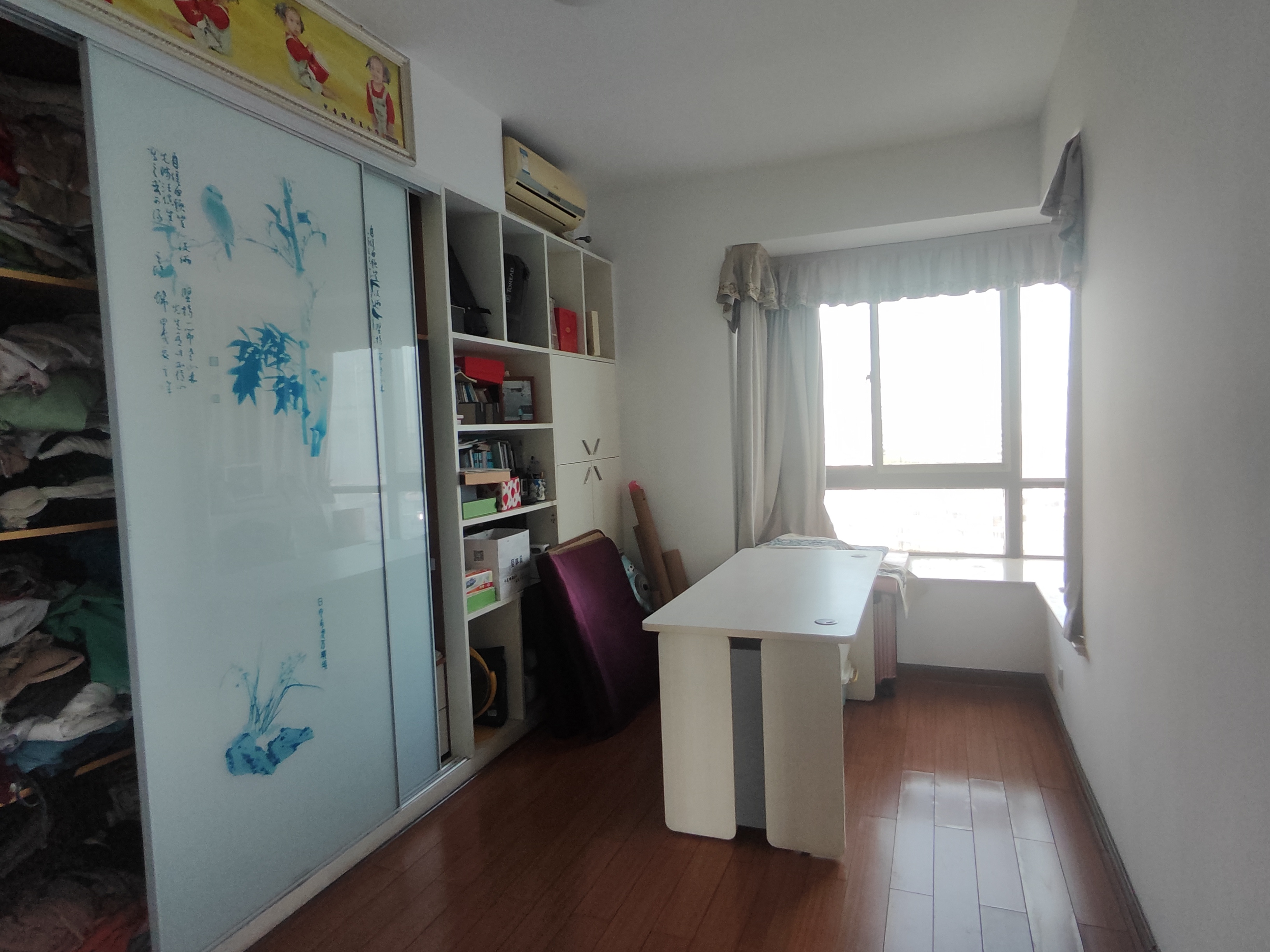 水岸春天  4室2厅2卫    71.8万 水岸春天  4室2厅2卫    71.8万室内图