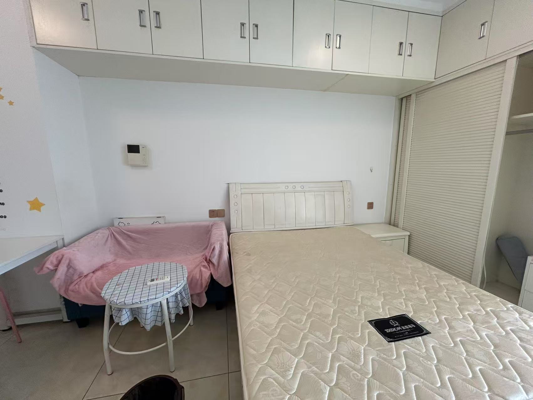 中建御山和苑 1室1厅1卫 20.0万 中建御山和苑 1室1厅1卫 20.0万室内图