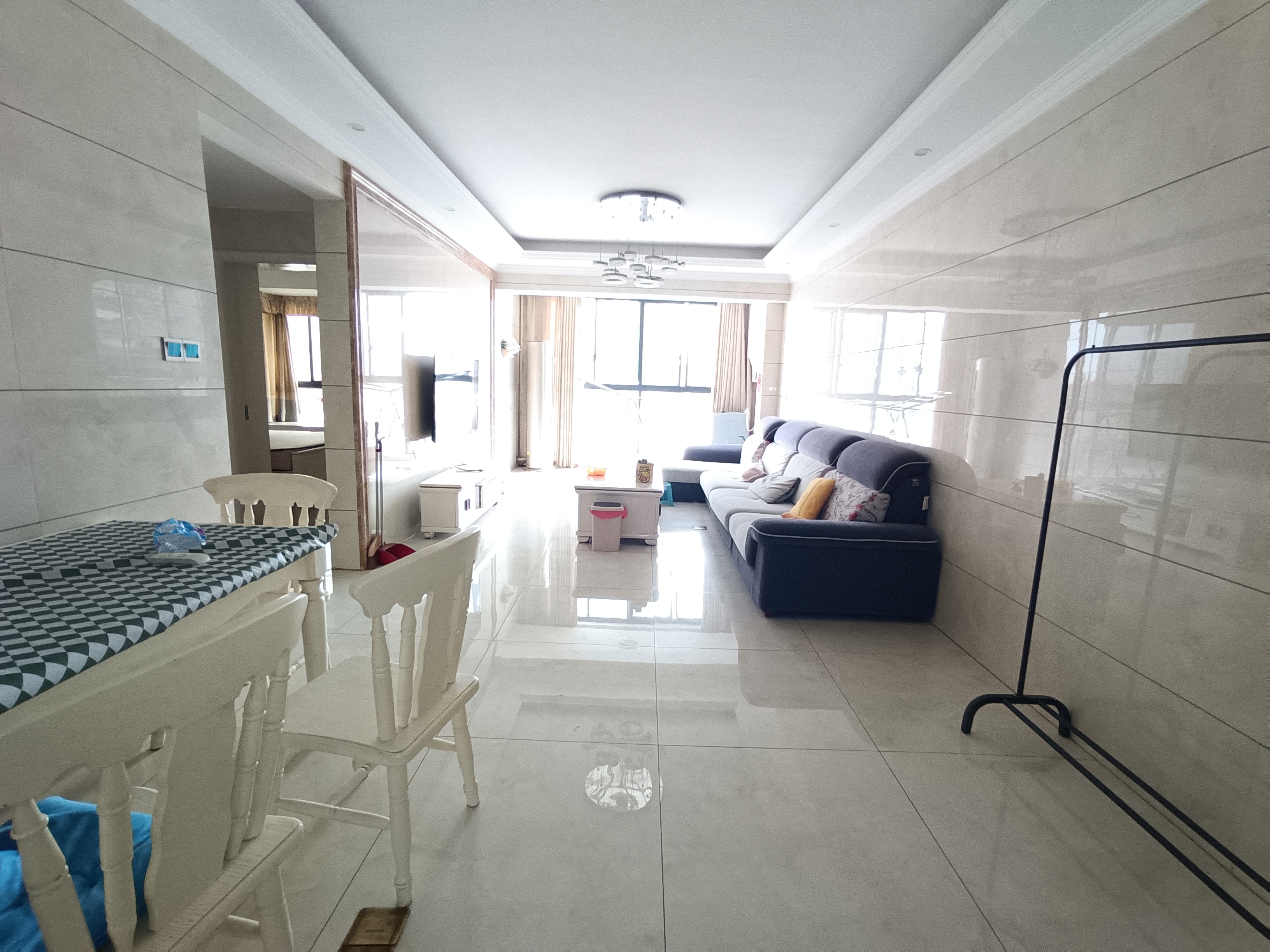 武广国际学苑 3室2厅1卫 67.5万 武广国际学苑 3室2厅1卫 67.5万室内图