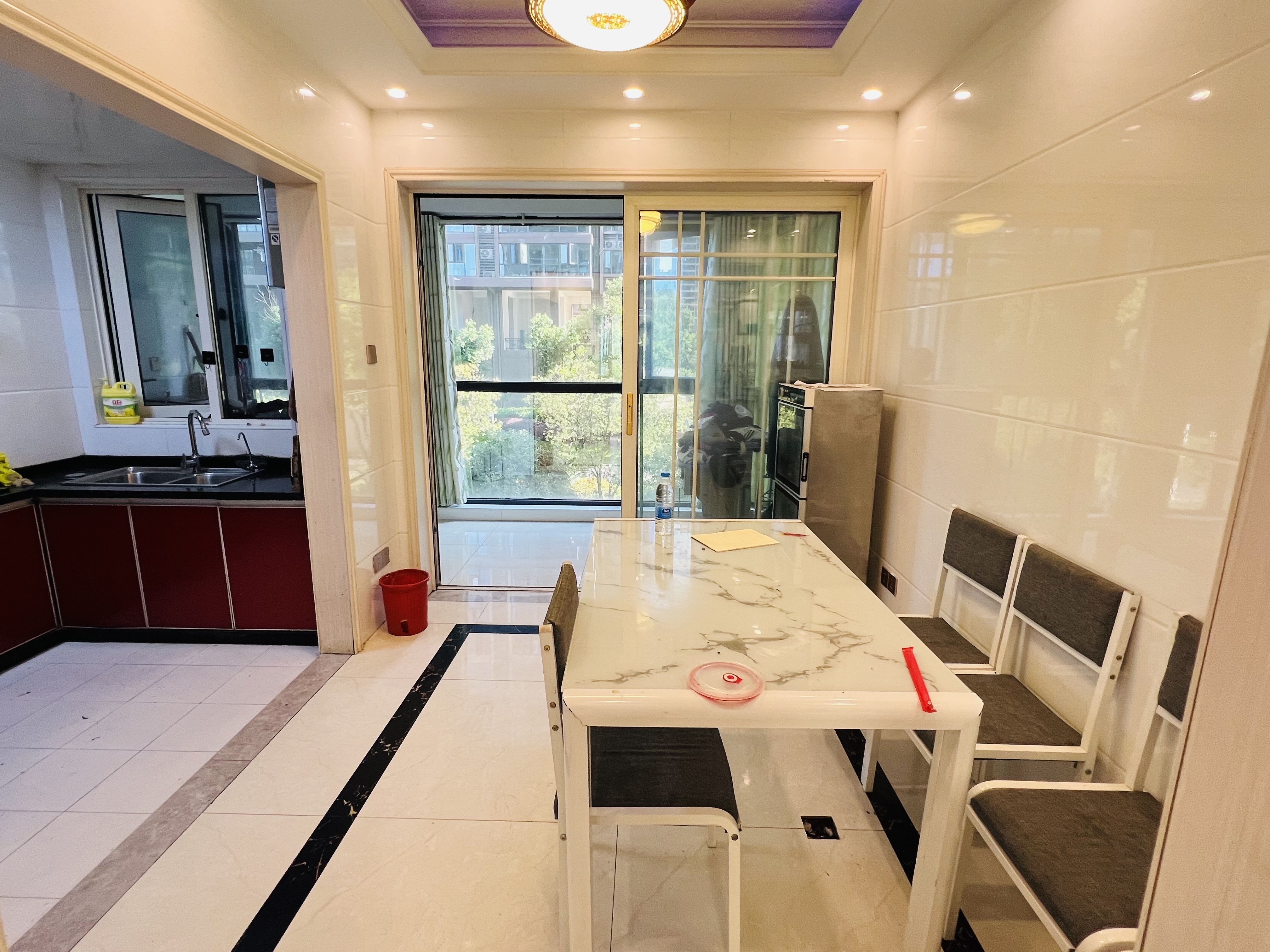 碧桂园梓山府 4室2厅2卫 2000.0元/月 碧桂园梓山府 4室2厅2卫 2000.0元/月室内图