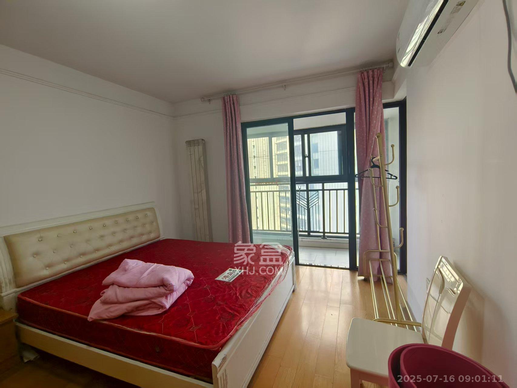 中海国际三期  3室2厅1卫    1900.0元/月 中海国际三期  3室2厅1卫    1900.0元/月室内图