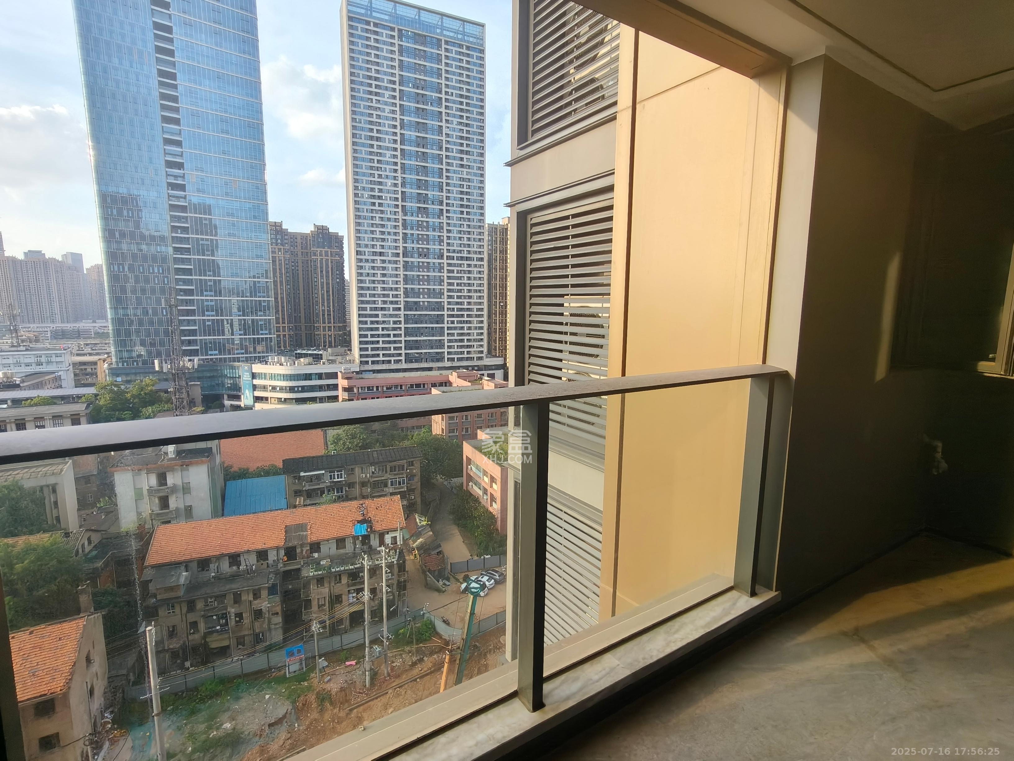 建发养云  3室1厅2卫   16800.00元/月室内图