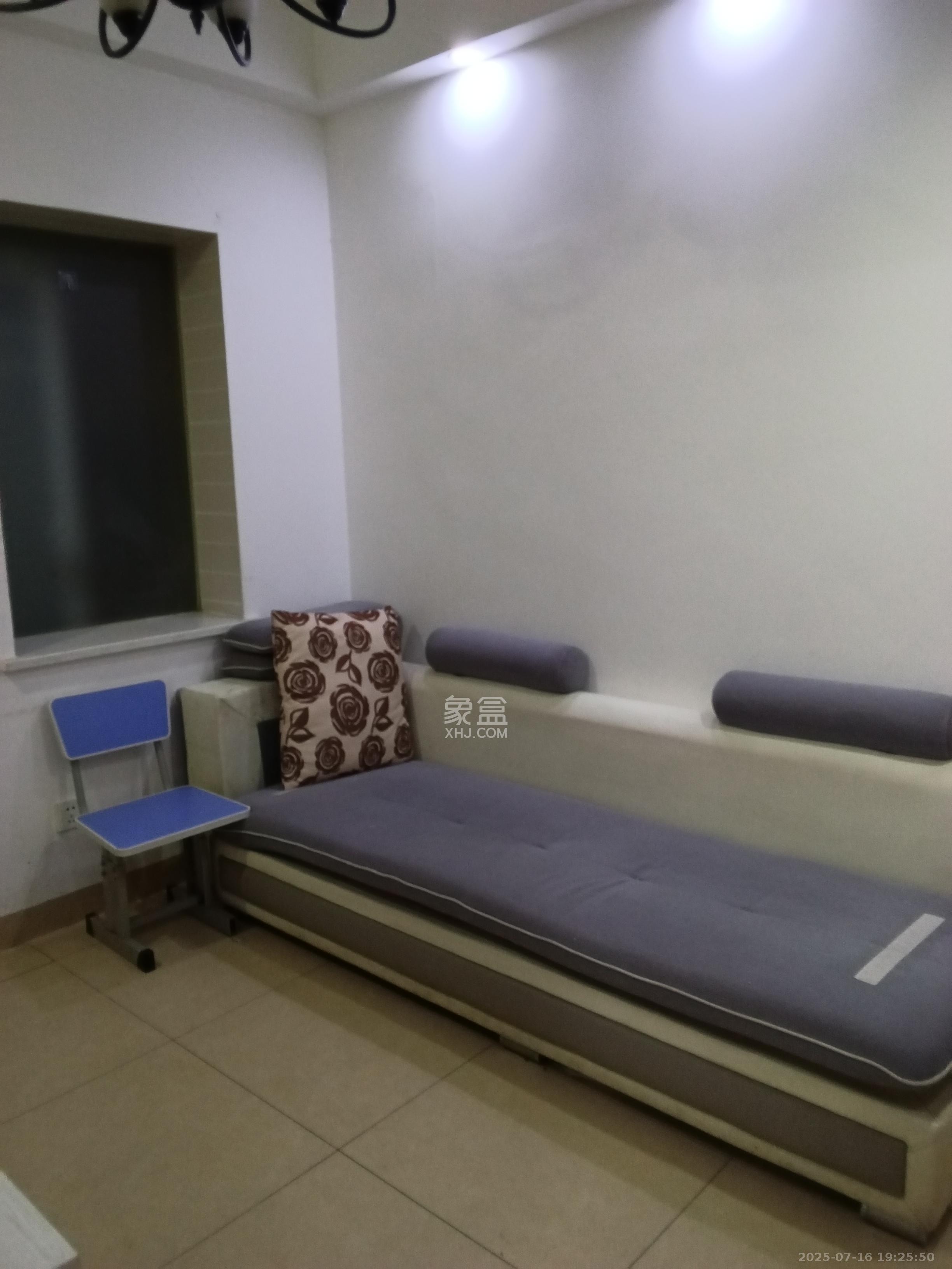 君康家园(梅溪湖七喜街)  2室1厅1卫    2300.0元/月 君康家园(梅溪湖七喜街)  2室1厅1卫    2300.0元/月室内图