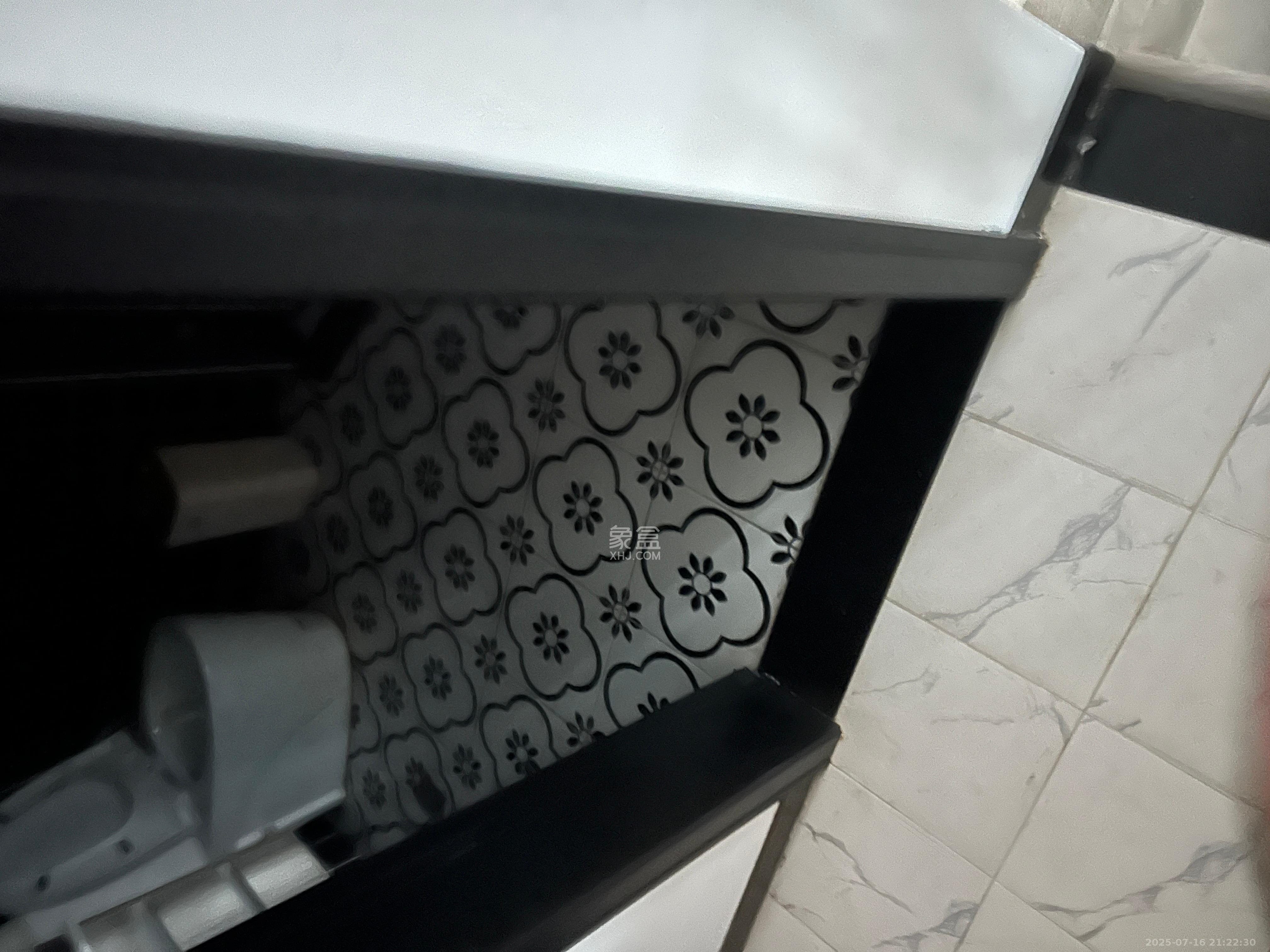 楠竹家园  1室0厅0卫   2200.00元/月