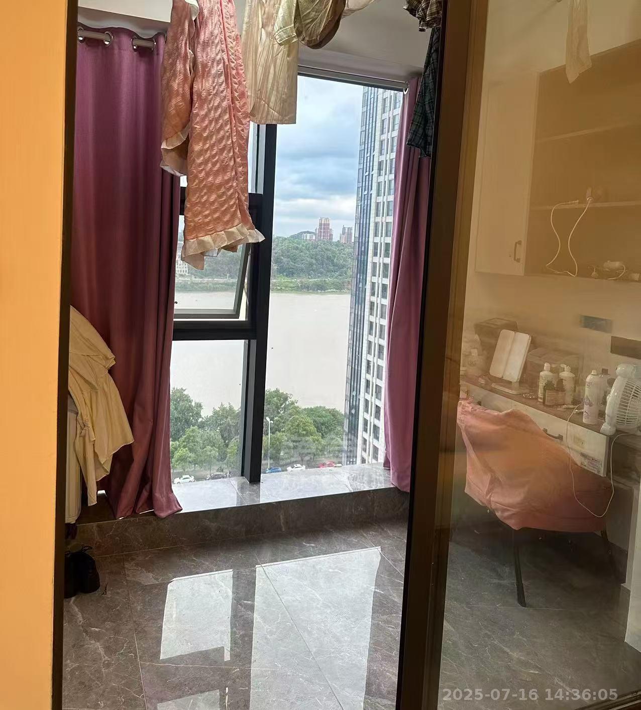 中泰财富湘江 1室1厅1卫 1700.0元/月 中泰财富湘江 1室1厅1卫 1700.0元/月室内图