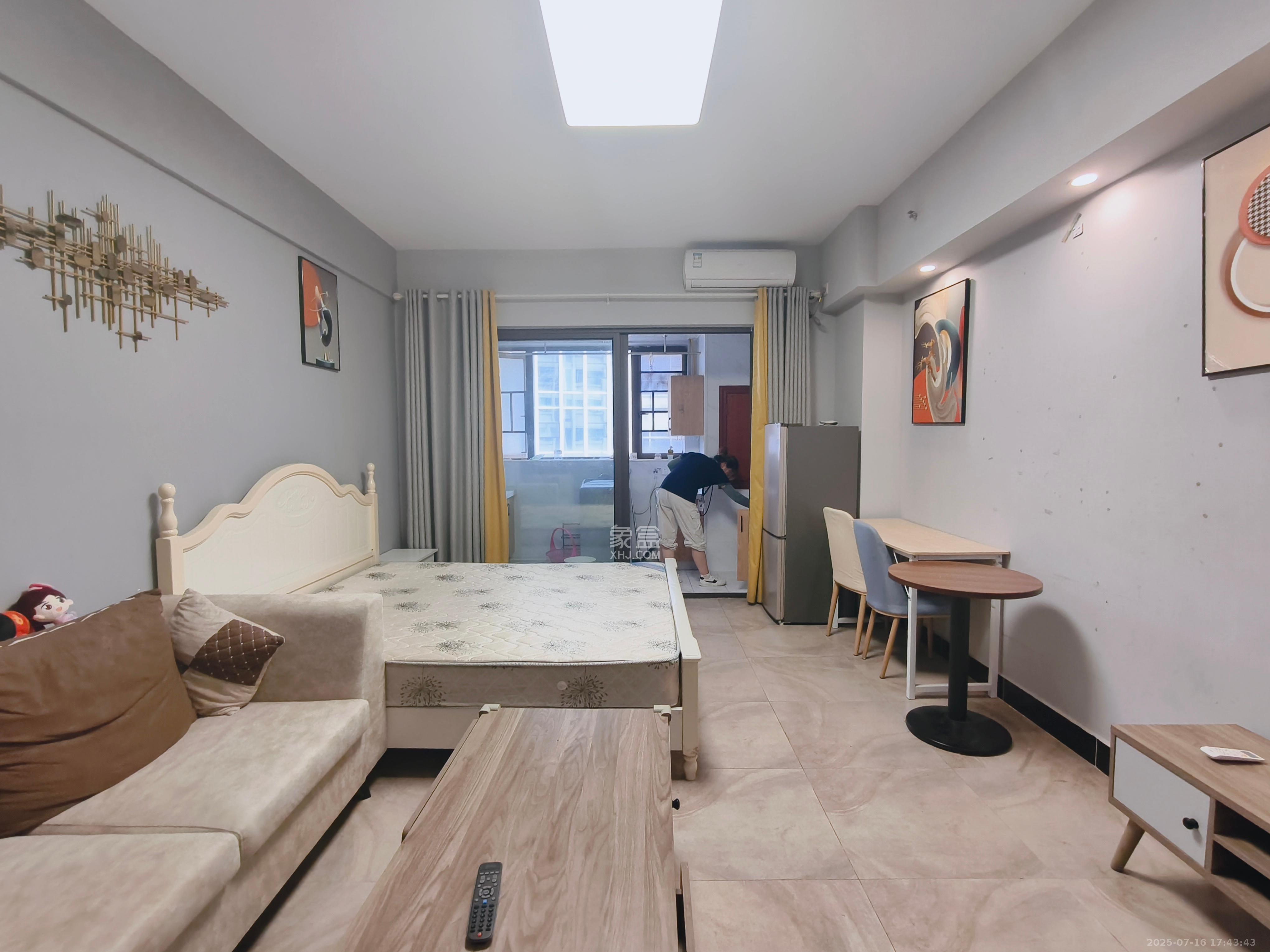 东友星座 1室1厅1卫 2300.0元/月 东友星座 1室1厅1卫 2300.0元/月室内图