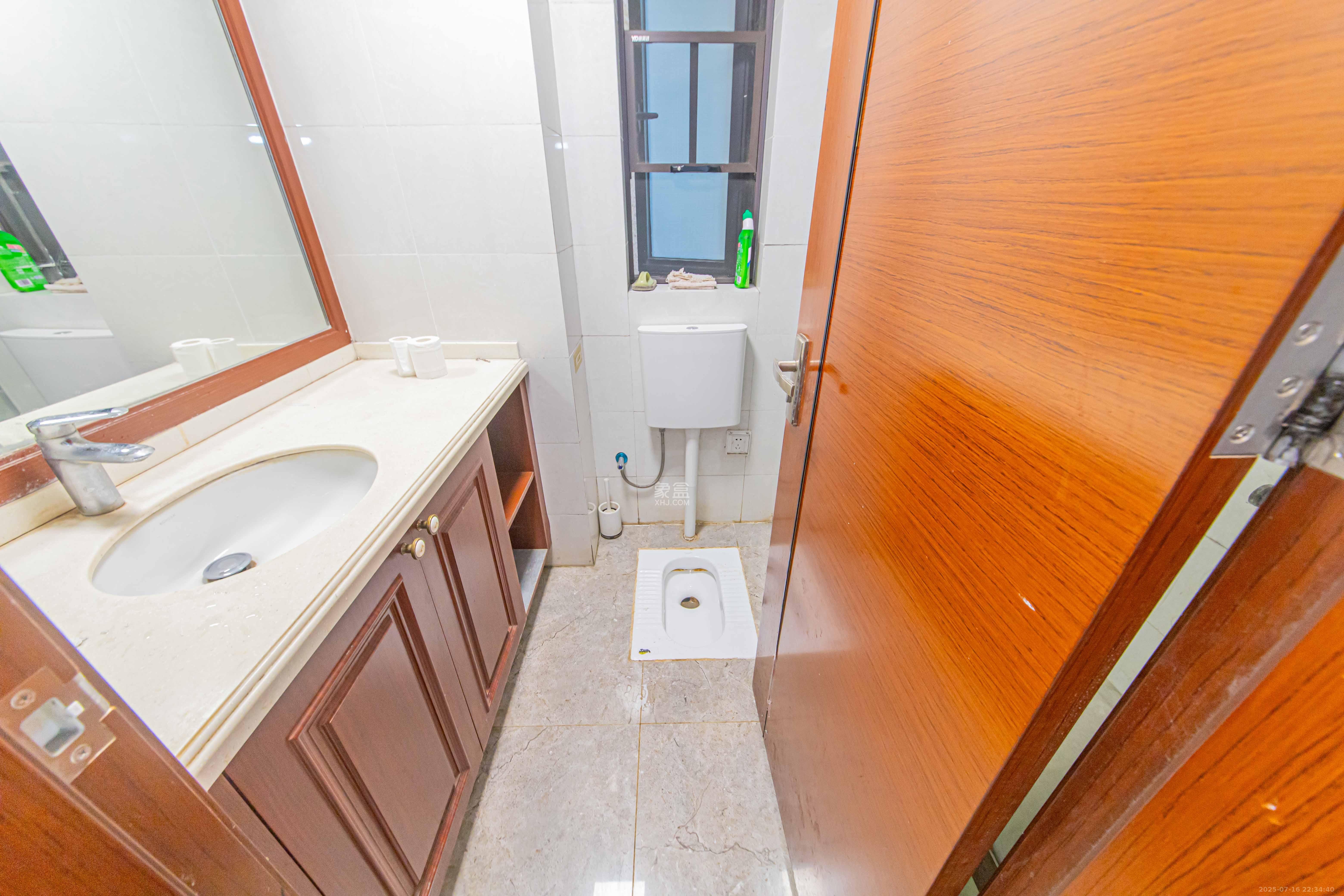 中海新城熙岸（中信新城五期）  3室2厅2卫    106.0万卫生间