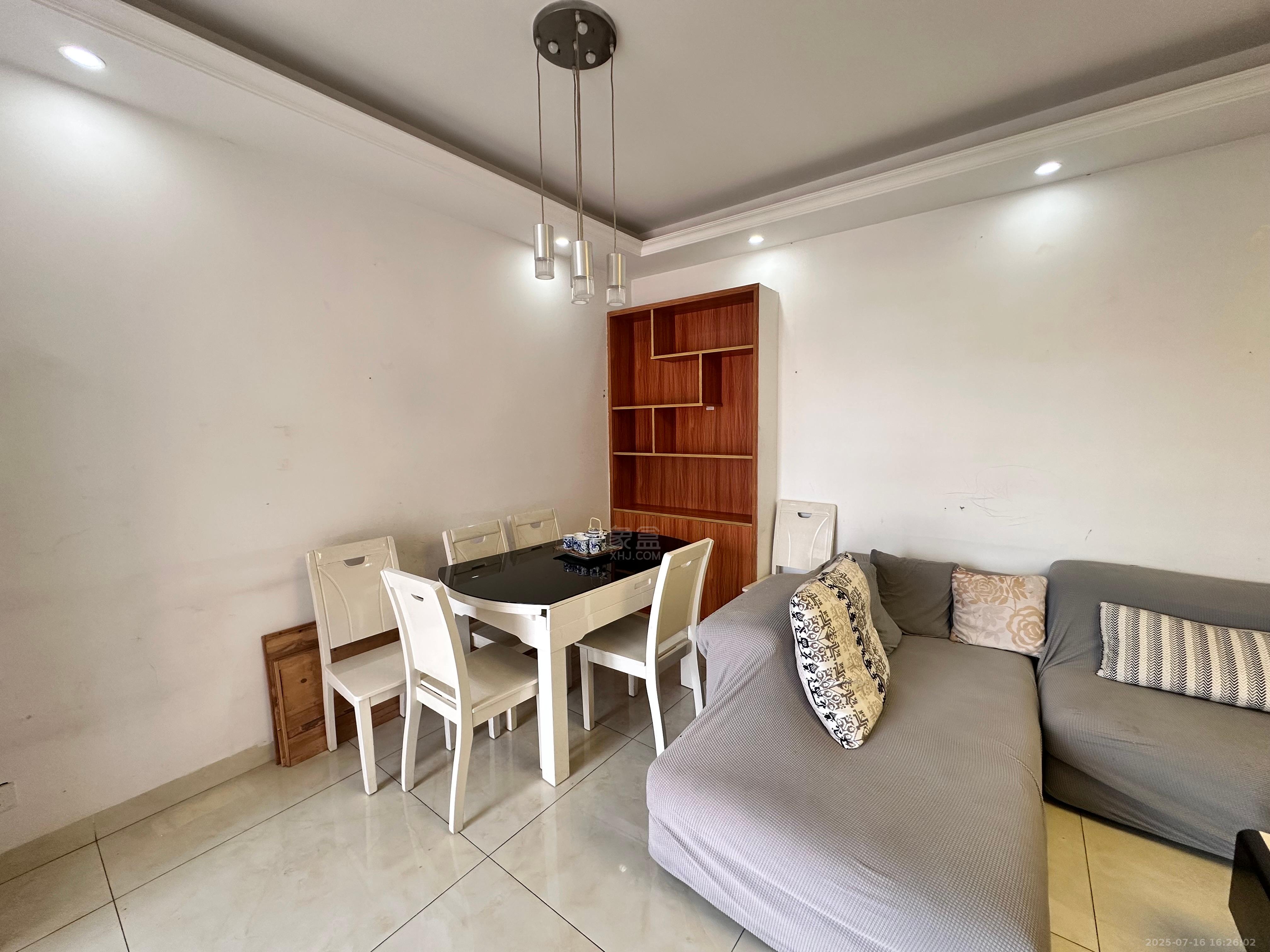 金色荷塘 2室2厅1卫 1500.0元/月 金色荷塘 2室2厅1卫 1500.0元/月室内图