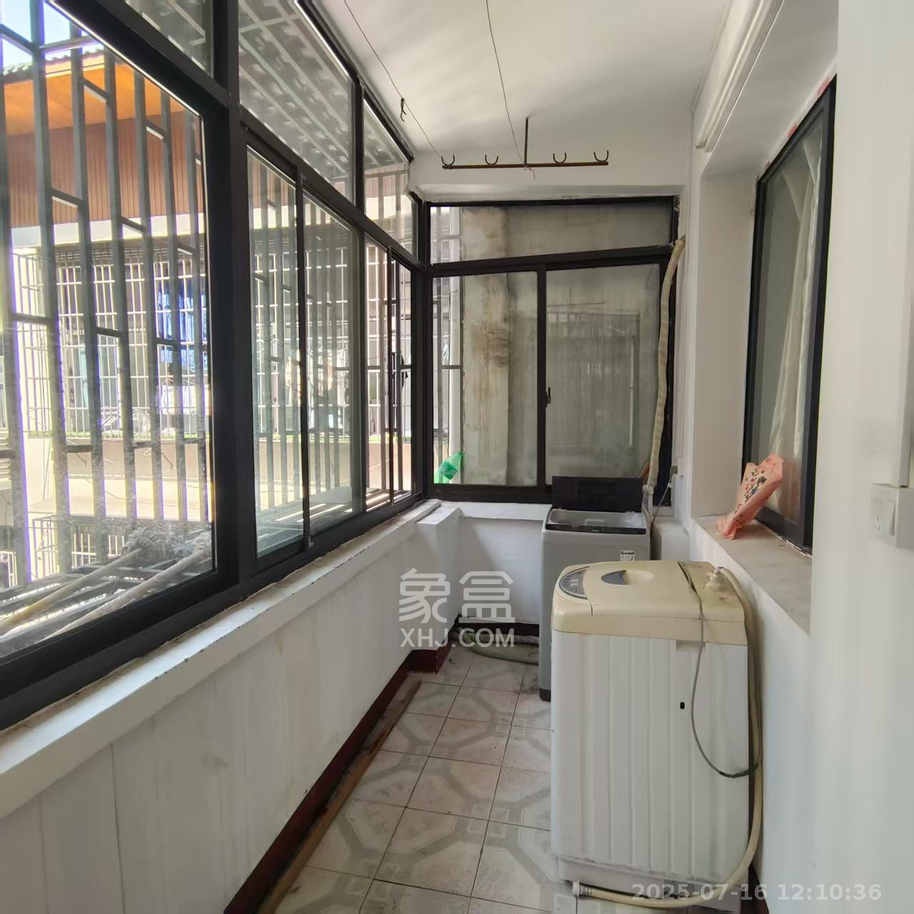 湖南省科技报社大院 2室1厅1卫 2200.0元/月 湖南省科技报社大院 2室1厅1卫 2200.0元/月室内图