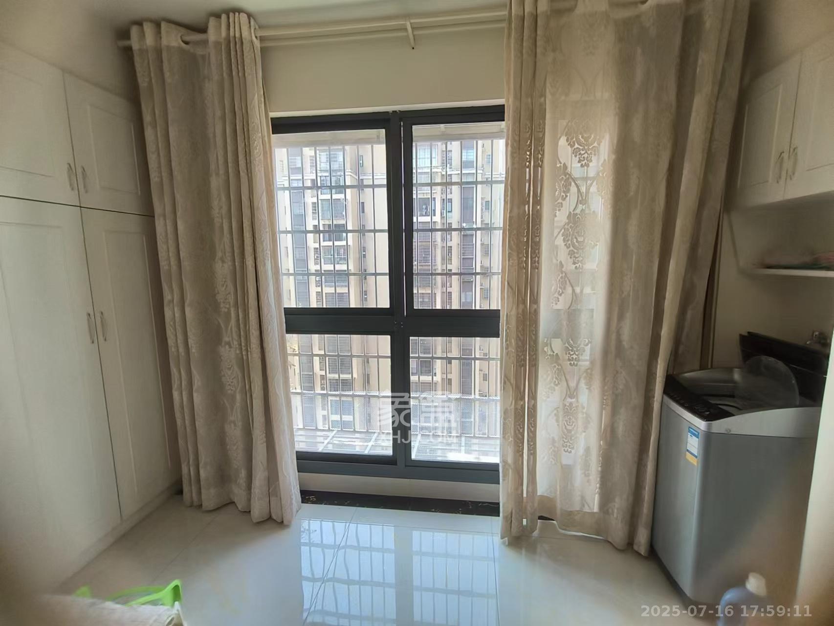 金富星城 3室2厅2卫 1800.0元/月 金富星城 3室2厅2卫 1800.0元/月室内图