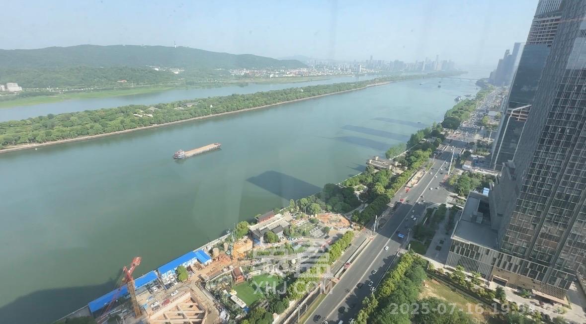 保利国际广场  1室1厅1卫   55.00万