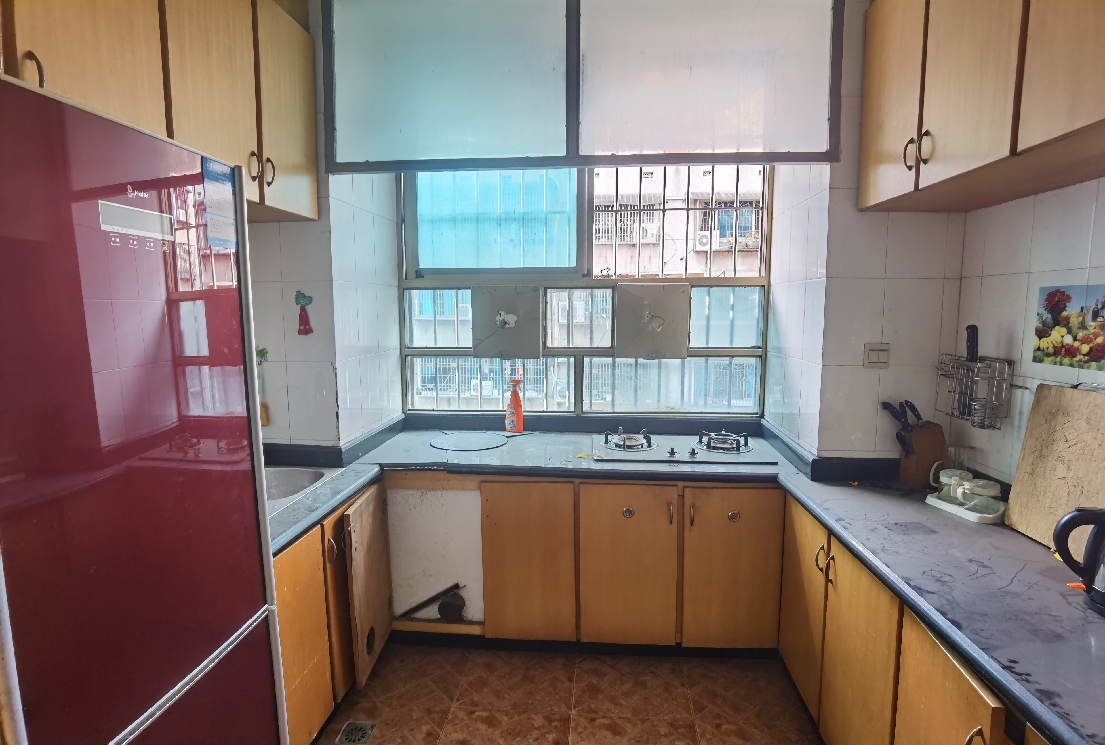 湘中园 3室2厅1卫 48.8万 湘中园 3室2厅1卫 48.8万客厅