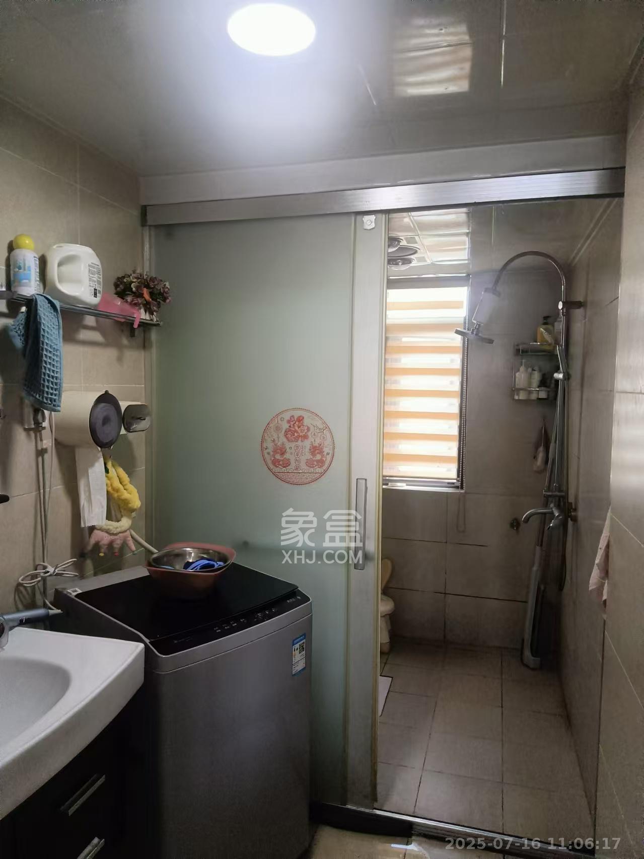 湘府9号  3室2厅1卫    3000.0元/月室内图